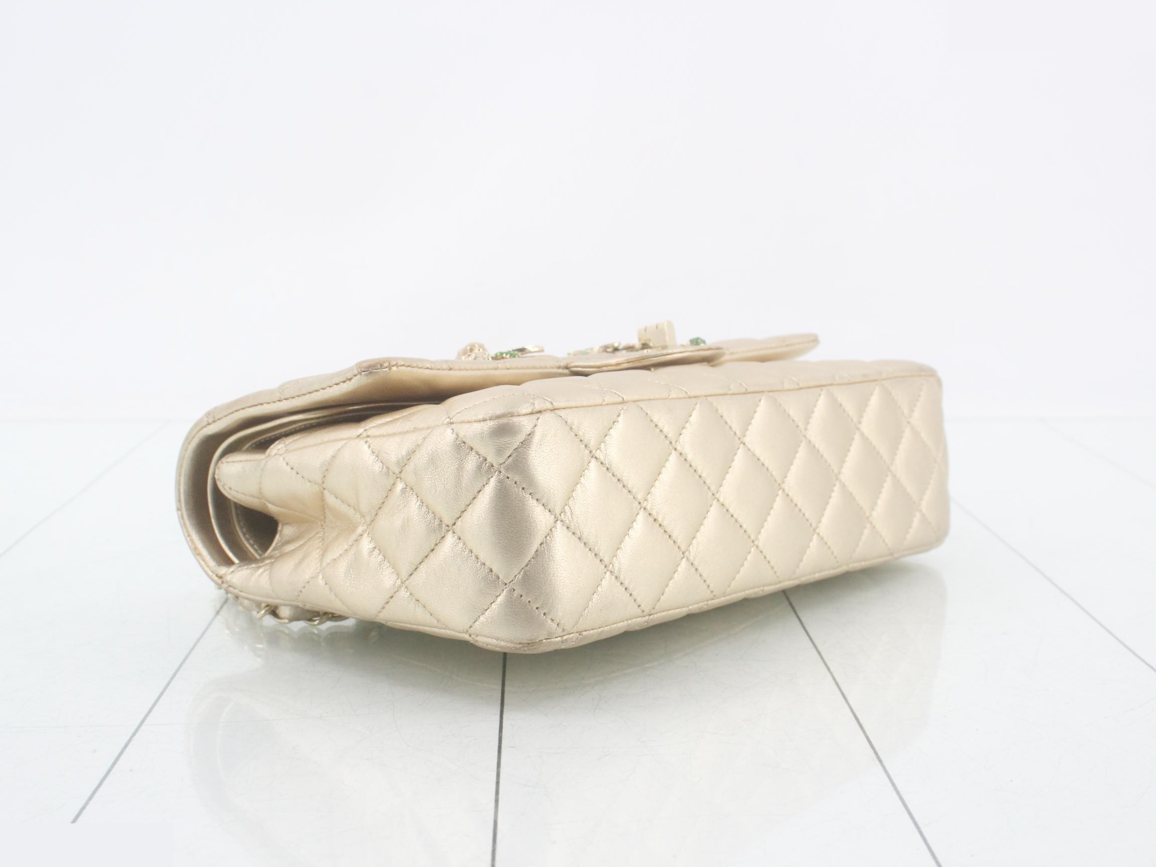 Matelassé (bag) - Shoulder bag — view 5