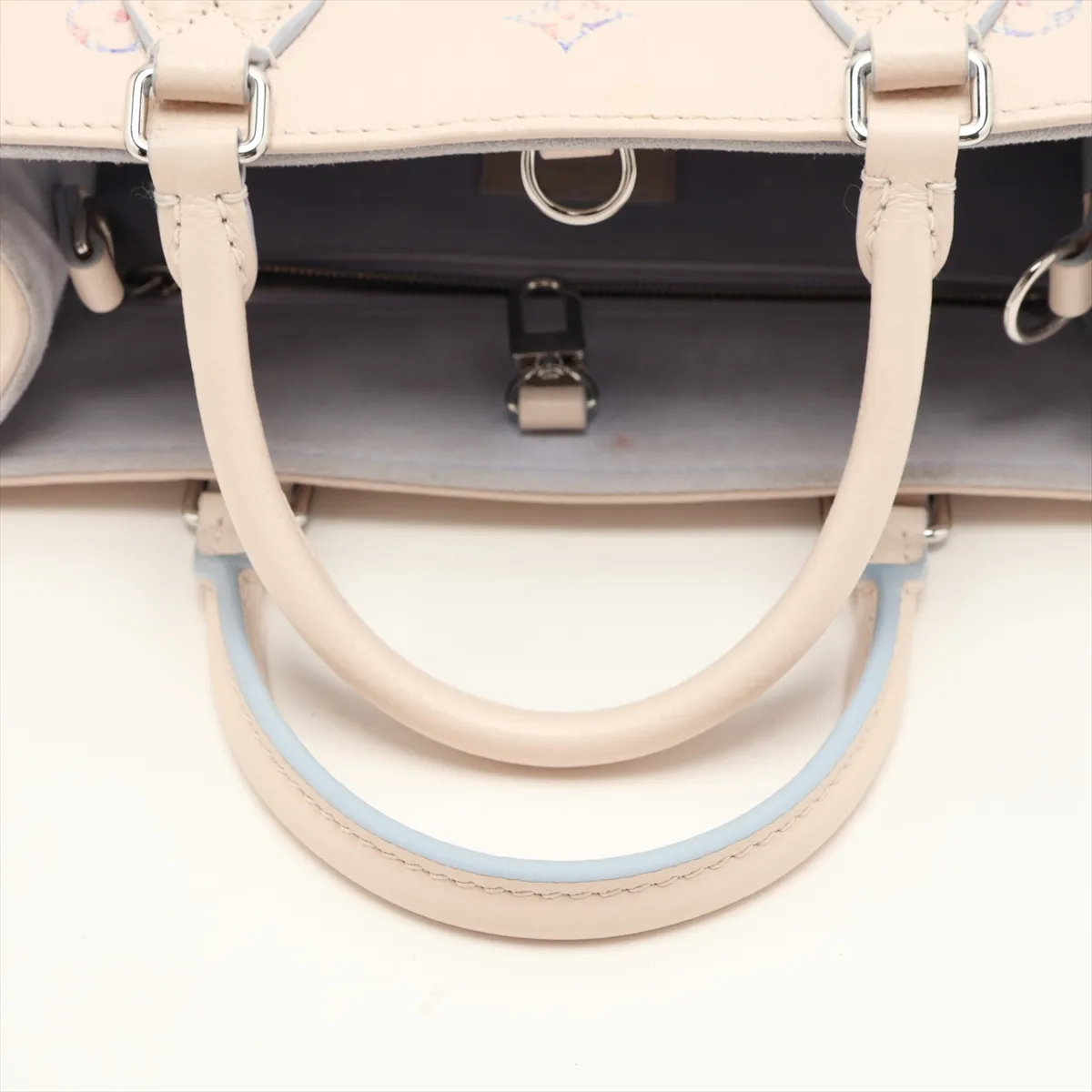 Monogram Empreinte OnTheGo PM M29976 Beige (RFID detected) — view 5
