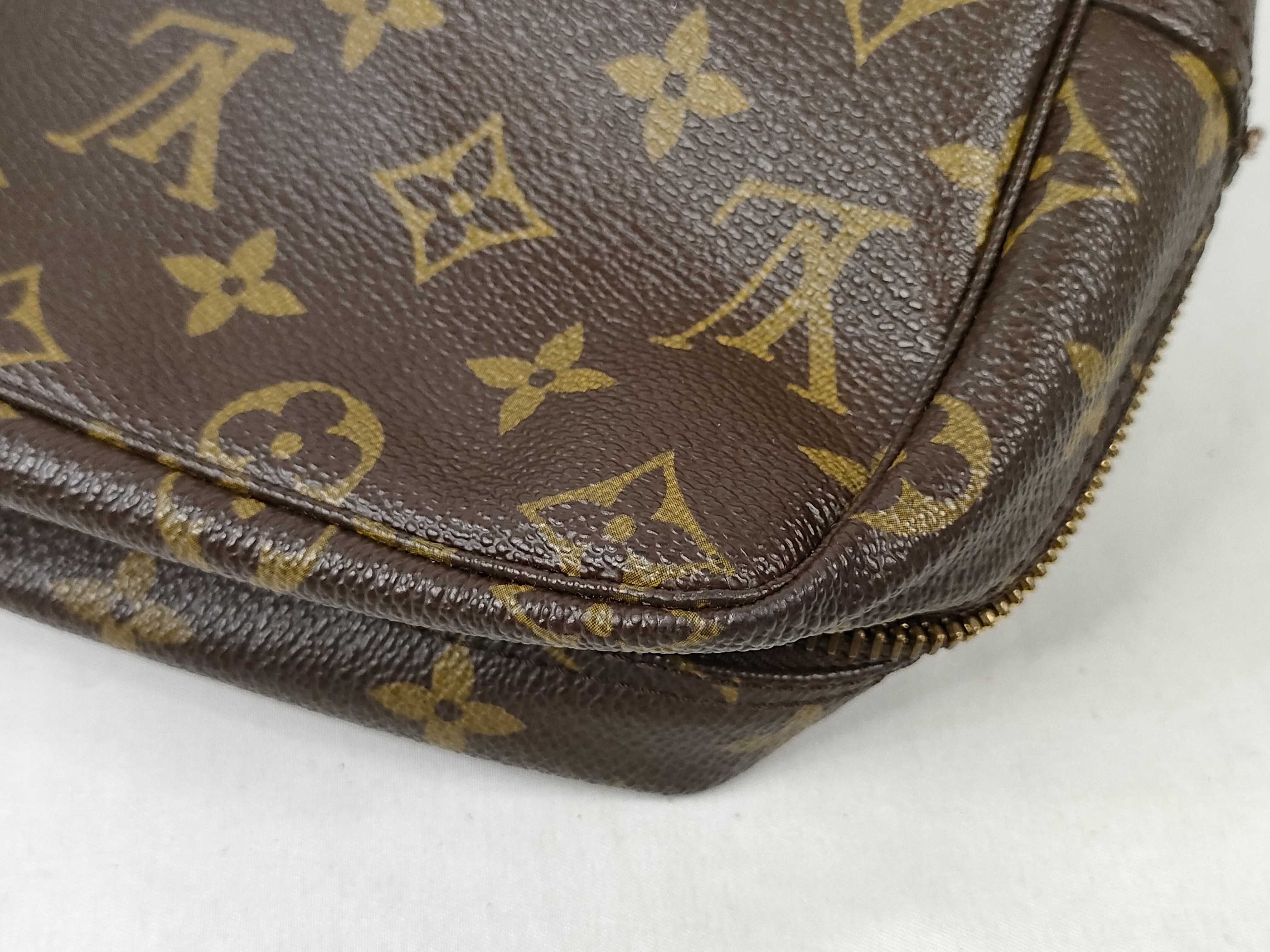 Monogram LV Monogram Clutch Bag — view 11