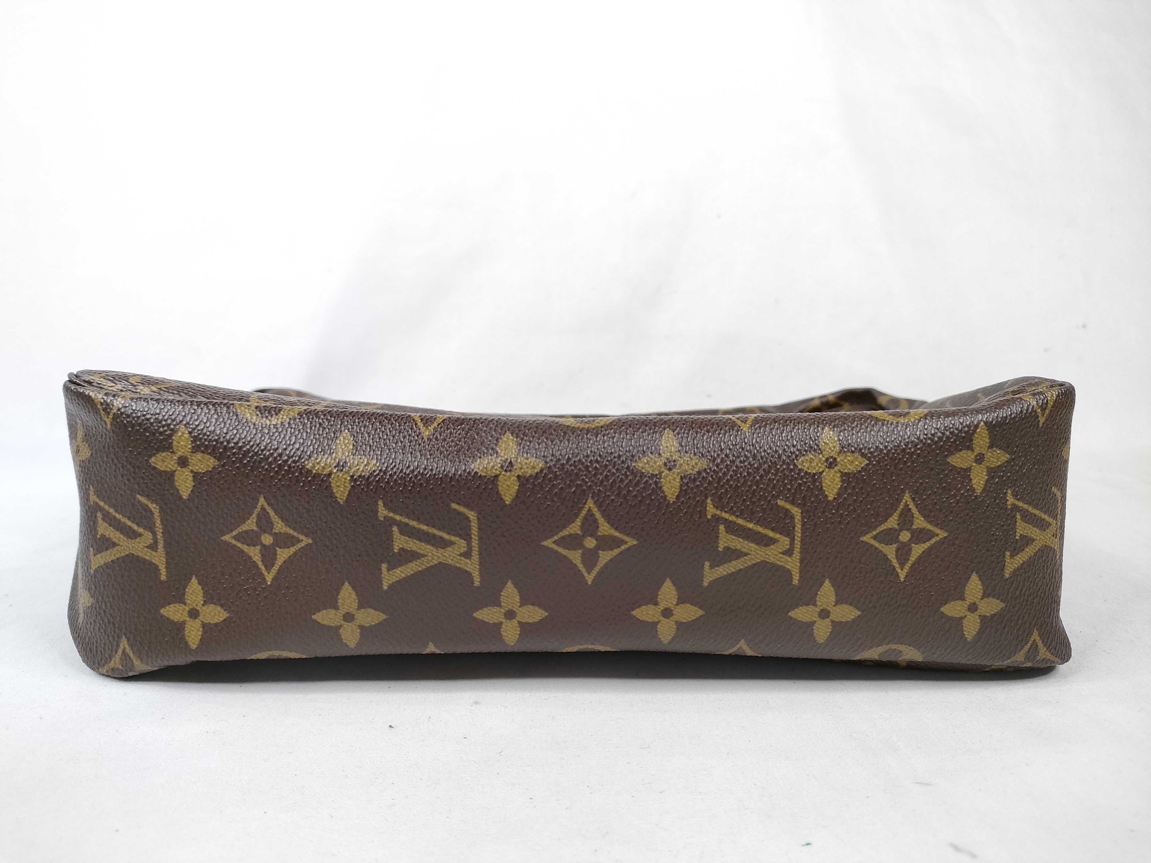 Monogram LV Monogram Clutch Bag — view 4