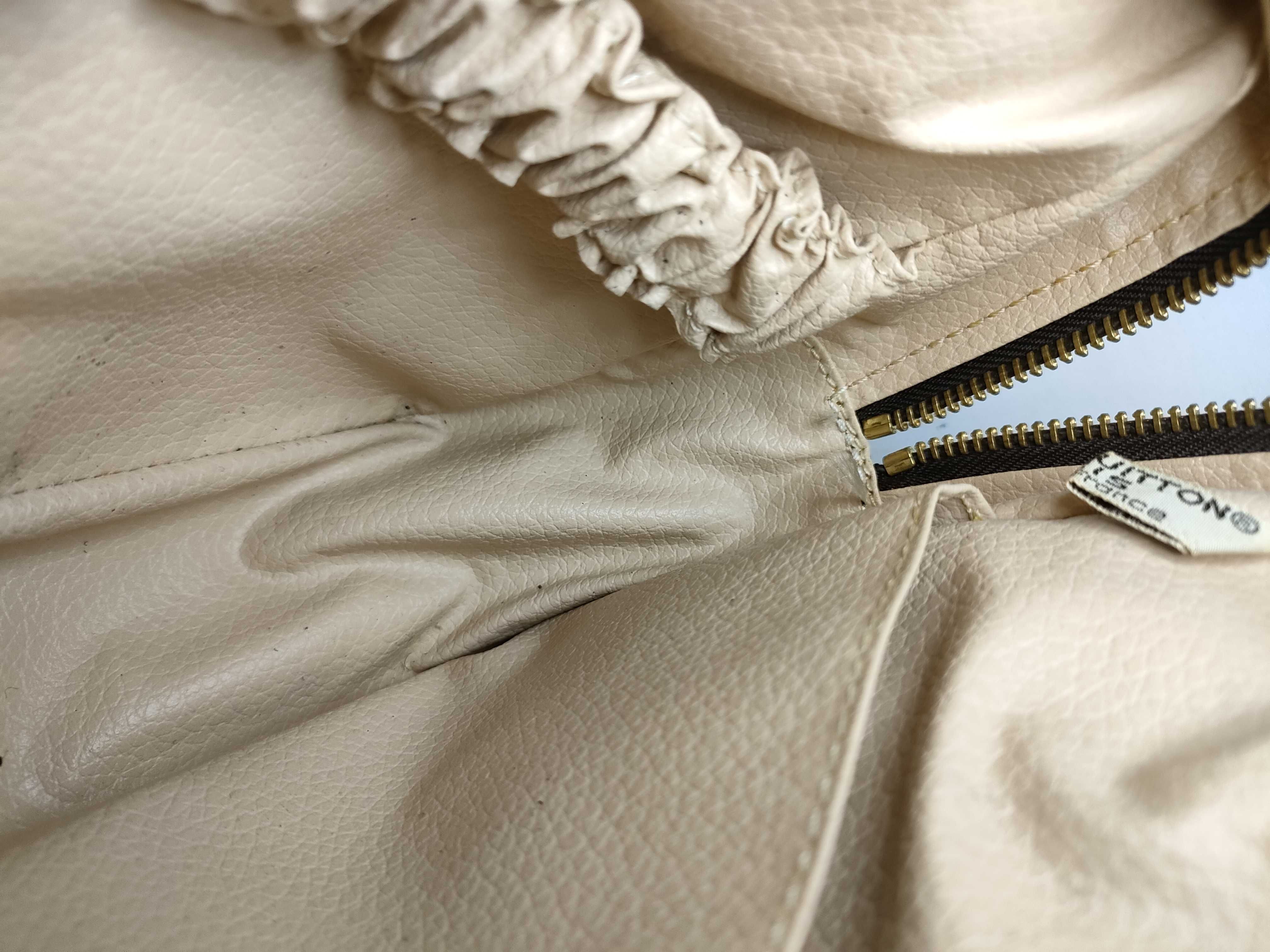 Monogram LV Monogram Clutch Bag — view 6