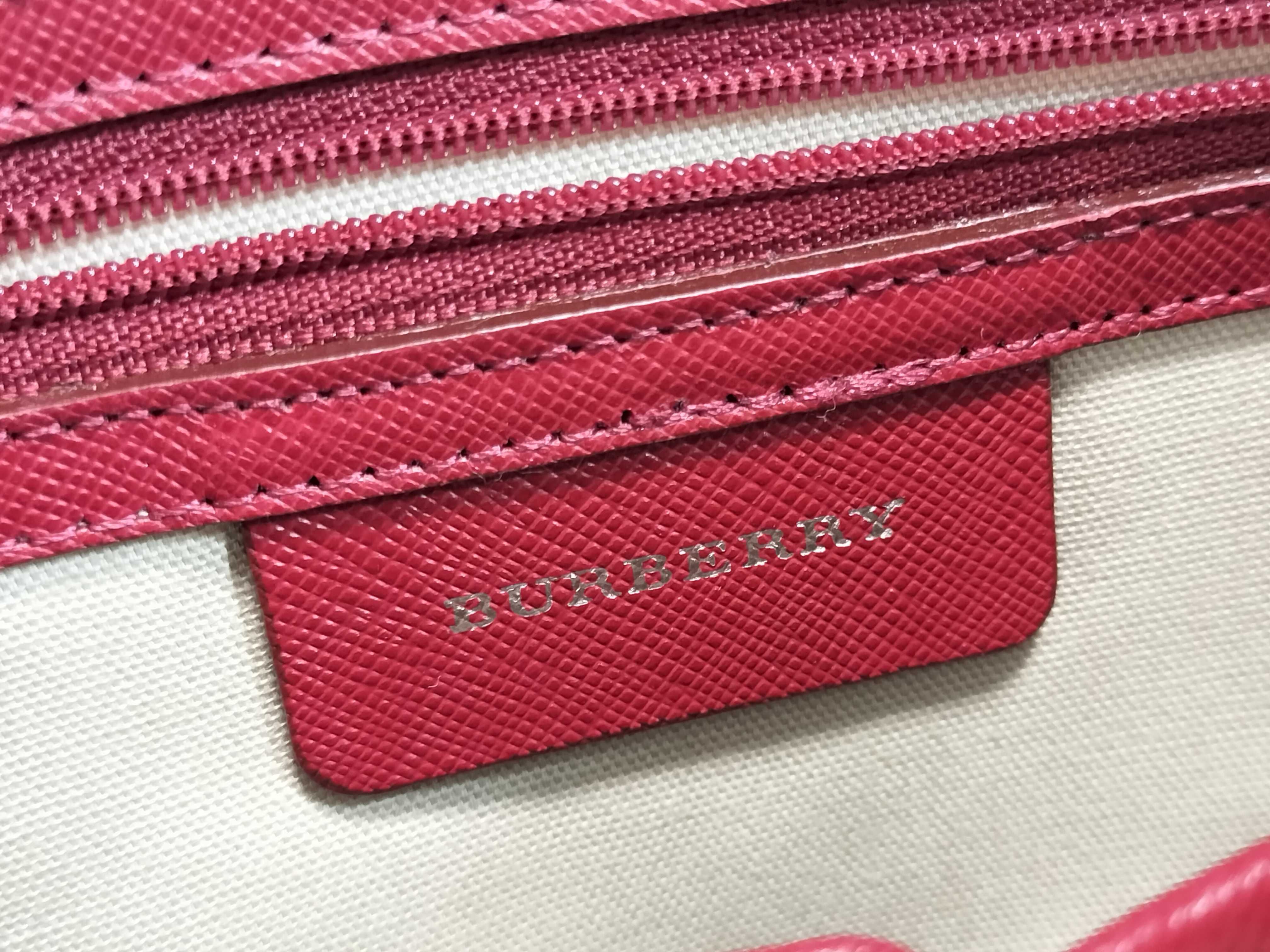 Nova Check Handbag One-Shoulder Bag — view 12