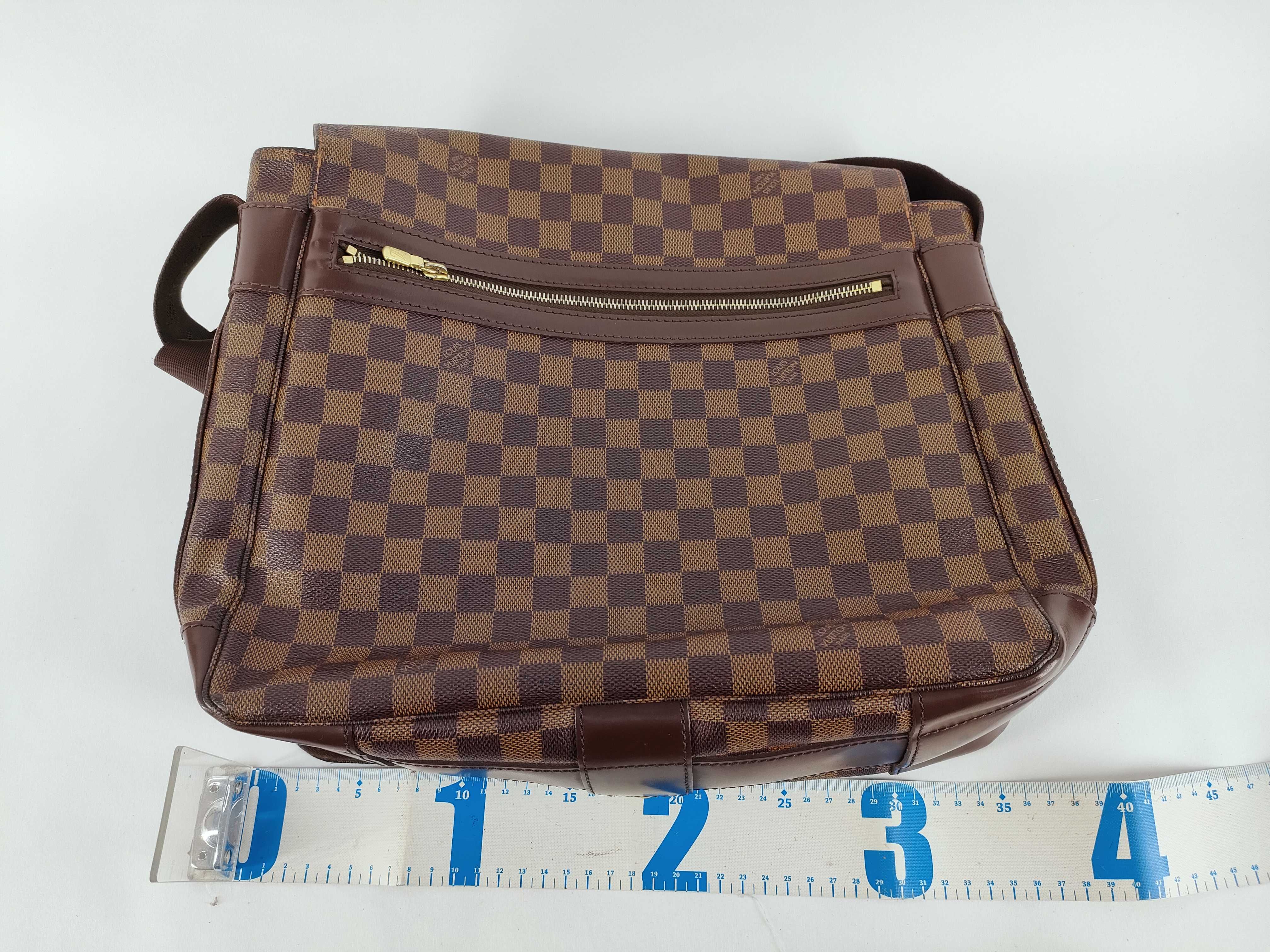 Damier Louis Vuitton N45258 Damier Bastille Shoulder Bag — view 2