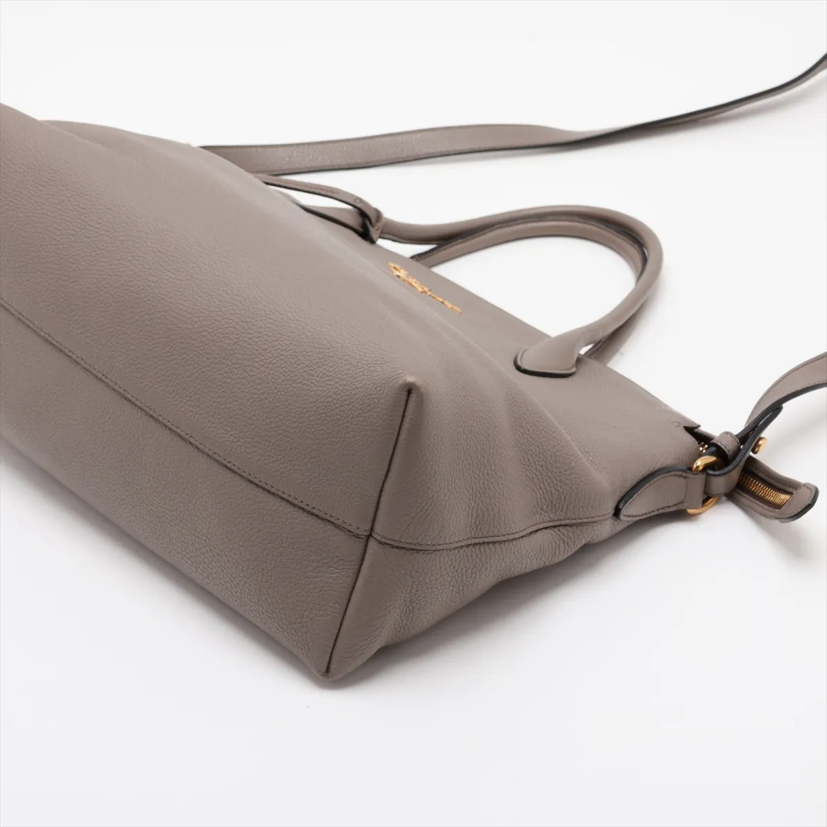 Vitello Daino Leather 2-Way Handbag, Beige — view 3