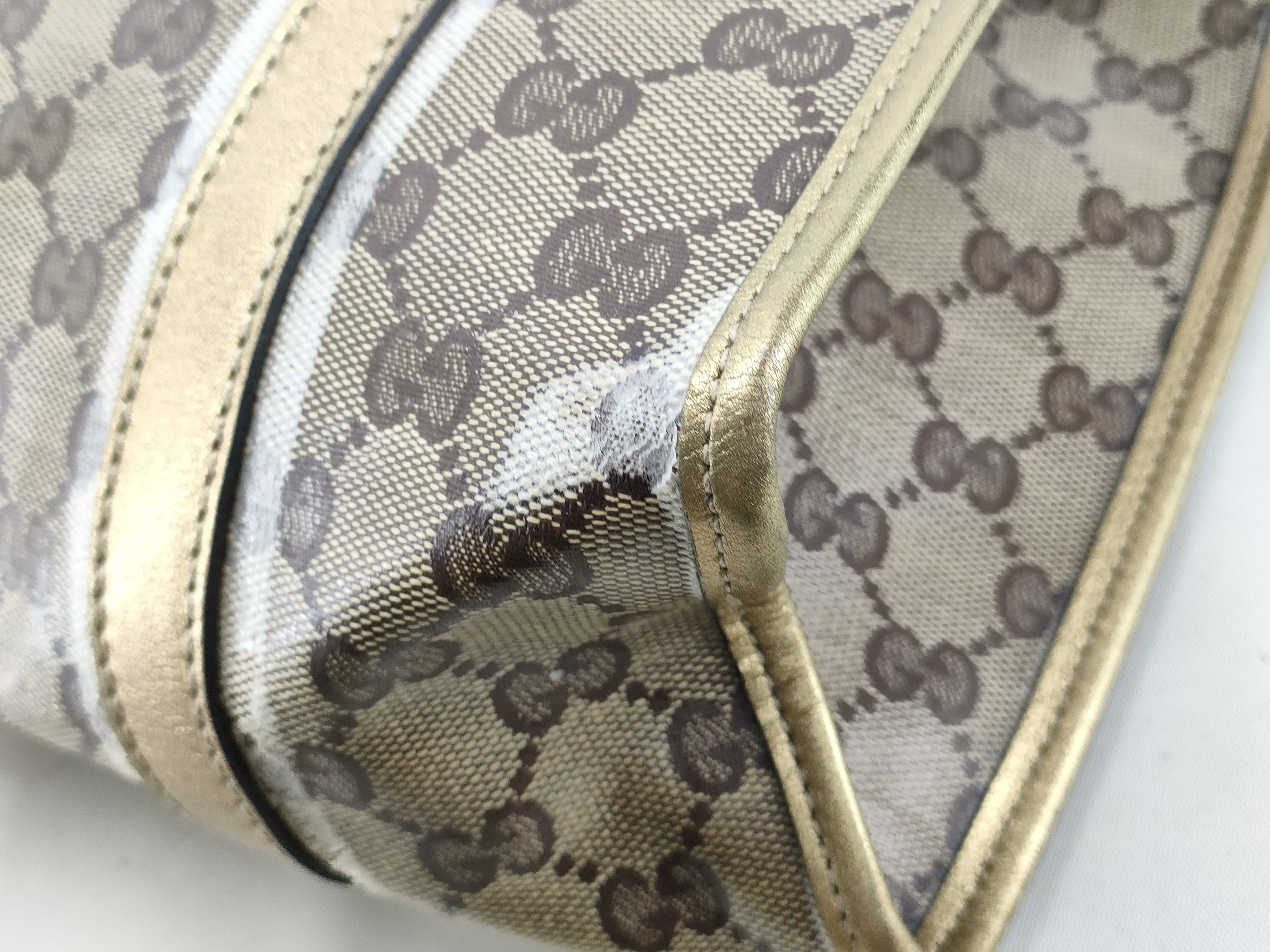 GG Canvas Shoulder Bag Handbag — view 4