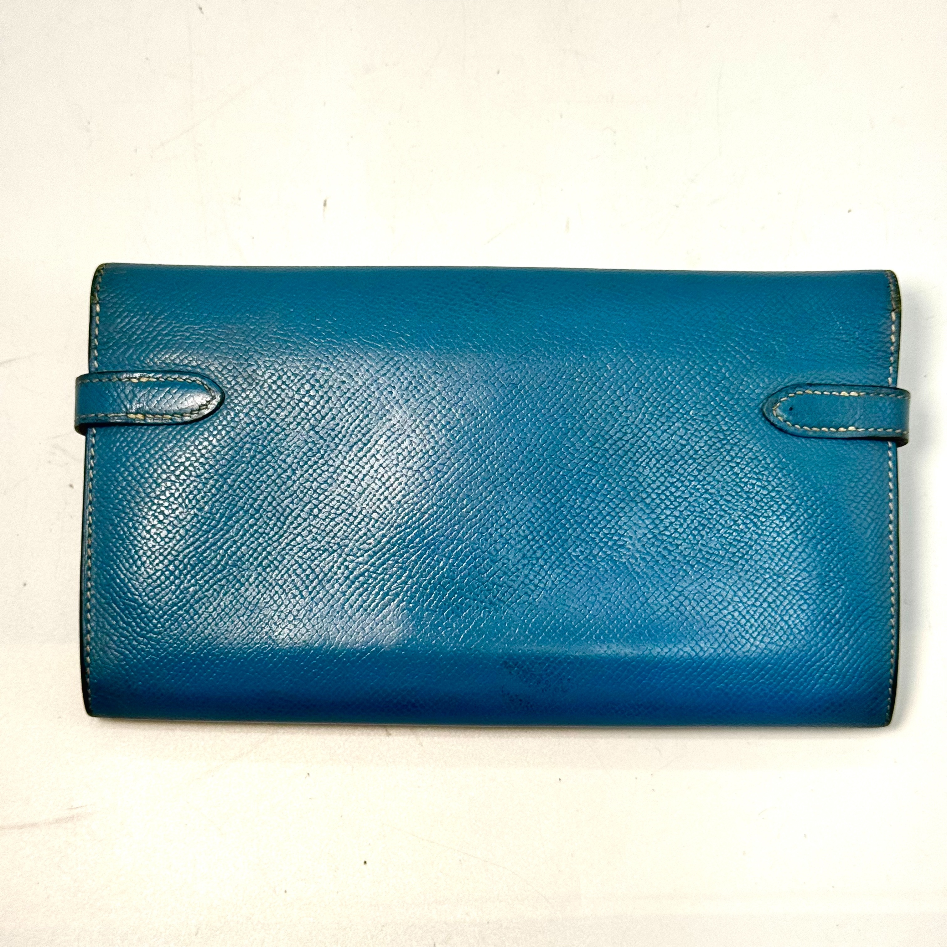 Kelly Wallet Leather Q Long Wallet Blue — view 2