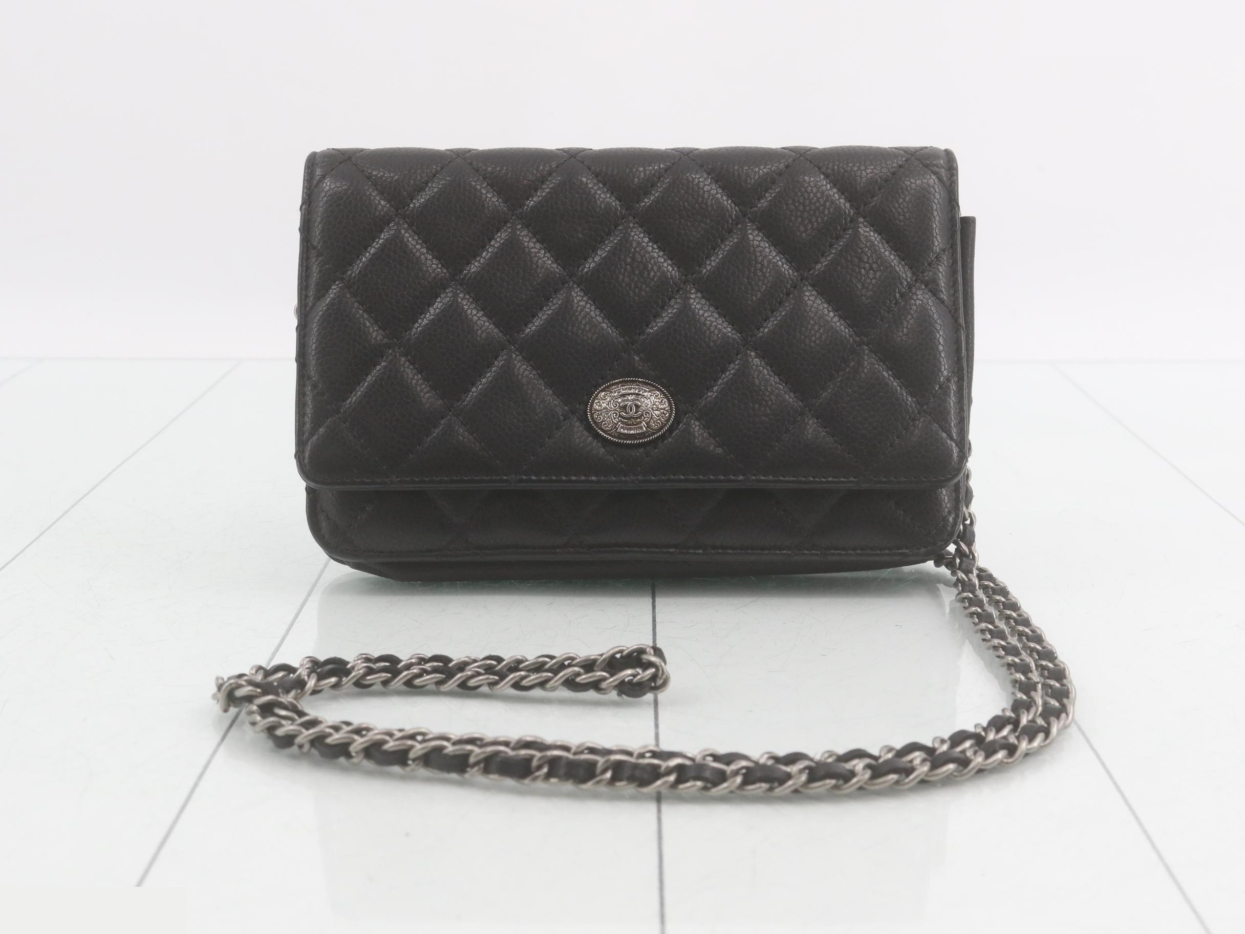 Caviar Chain Wallet