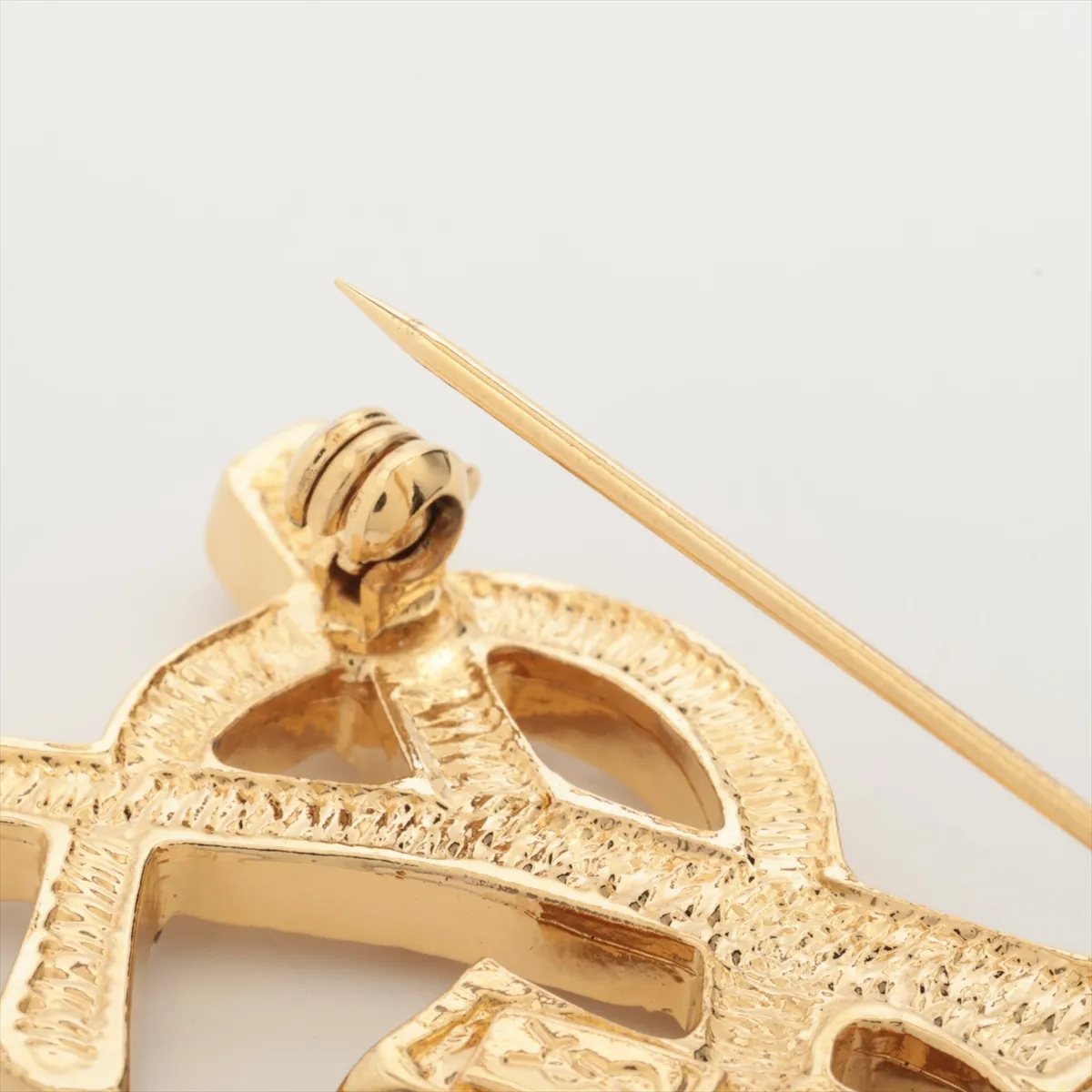 logo brooch, gold plated with rhinestones. Shows signs of wear, — view 3