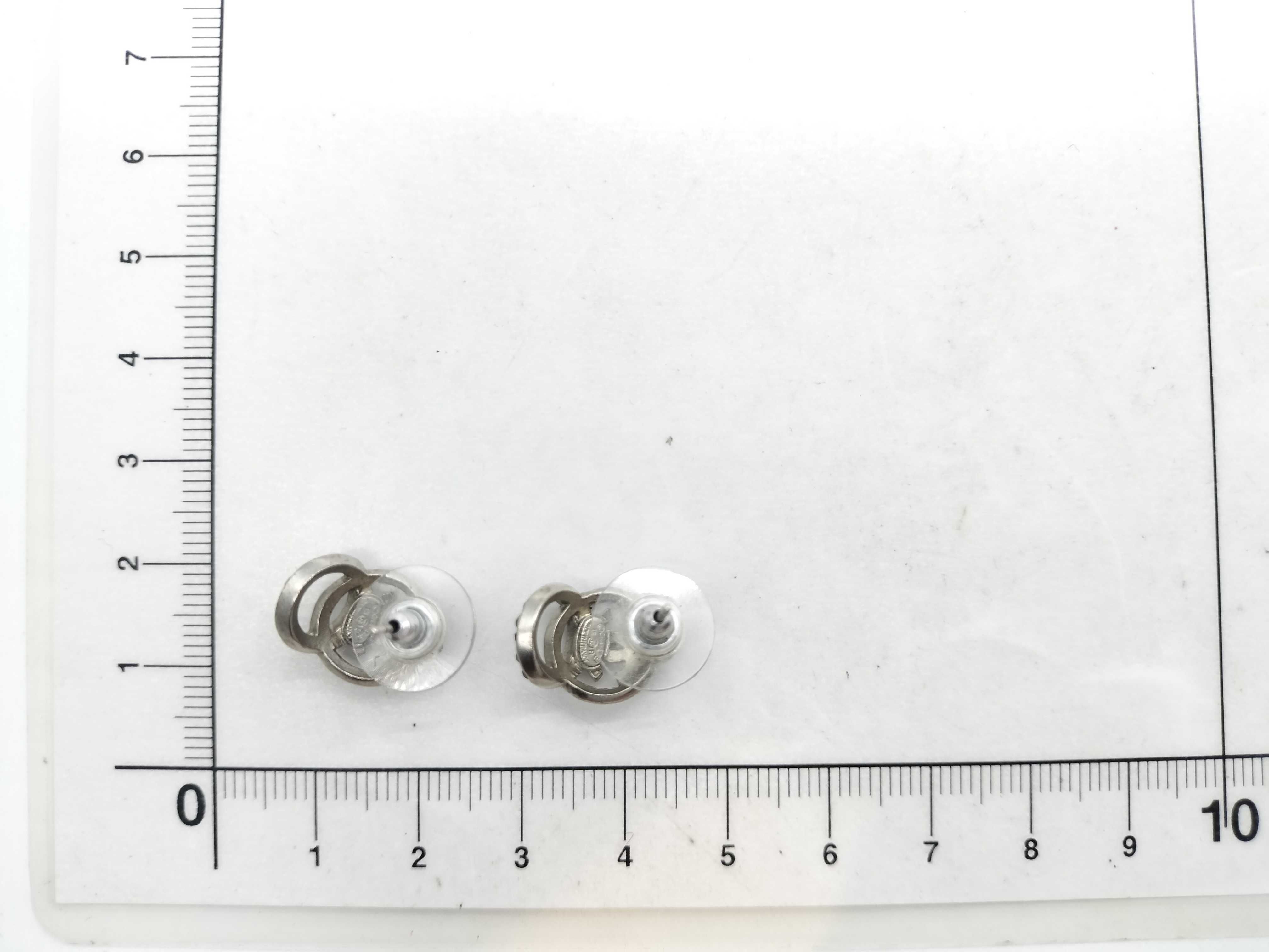 15B Earrings — view 8