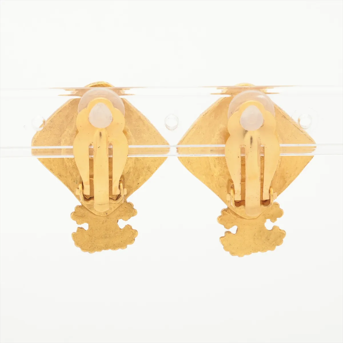 Coco Mark 96A Earrings (for both ears) GP x Faux Pearl Gold - — view 2