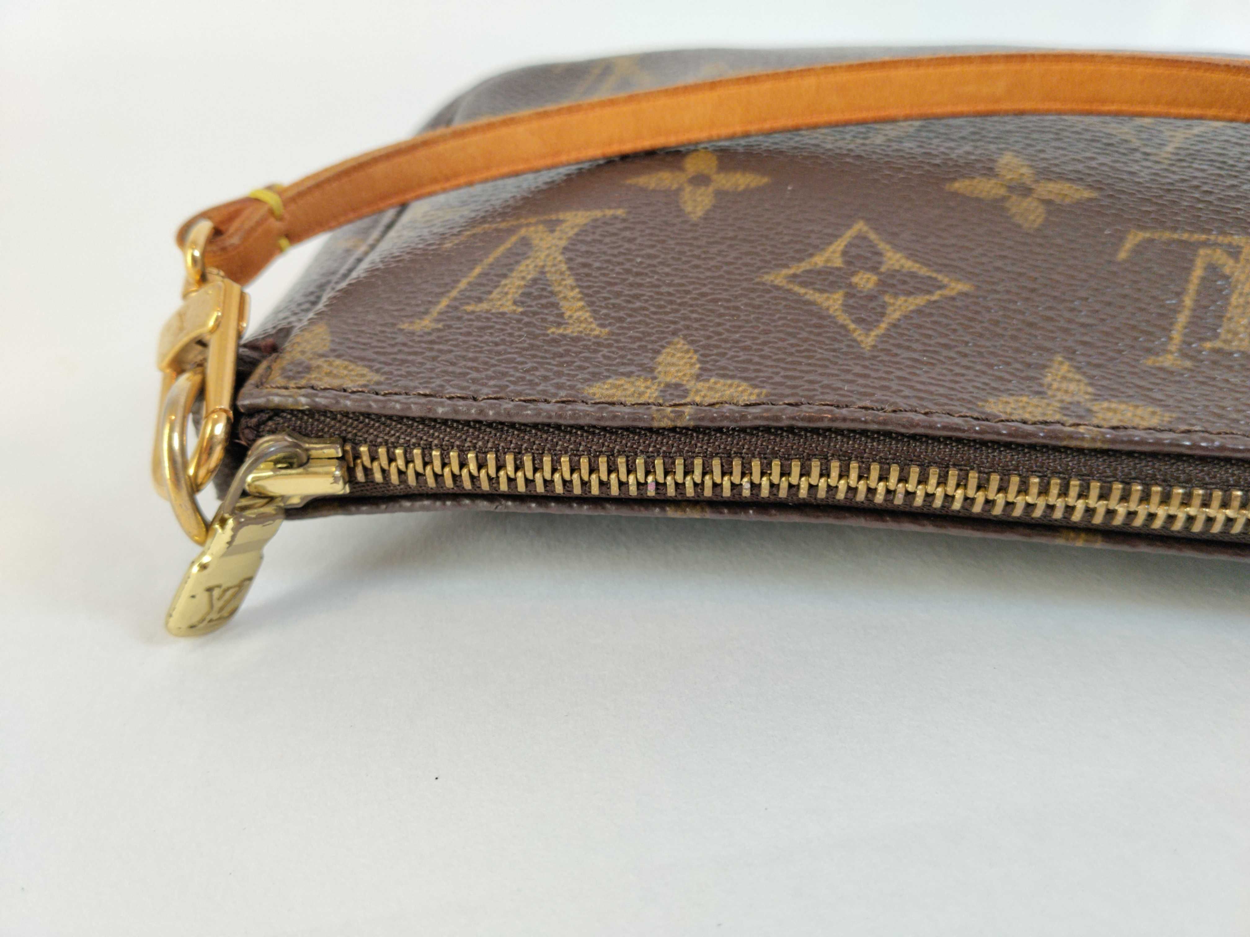 Monogram Pochette Accessoires M51980 AR1001 Pouch — view 9