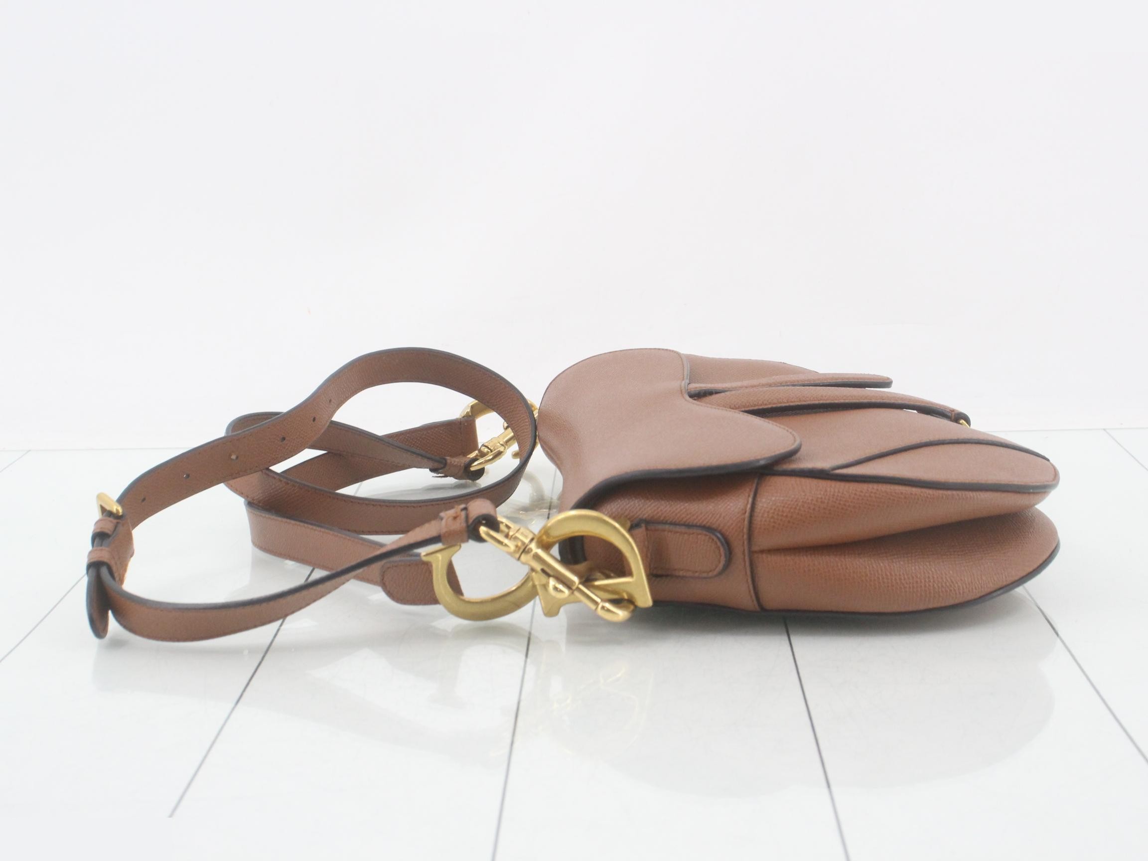 2-way saddlebag, brown, grained calfskin — view 4