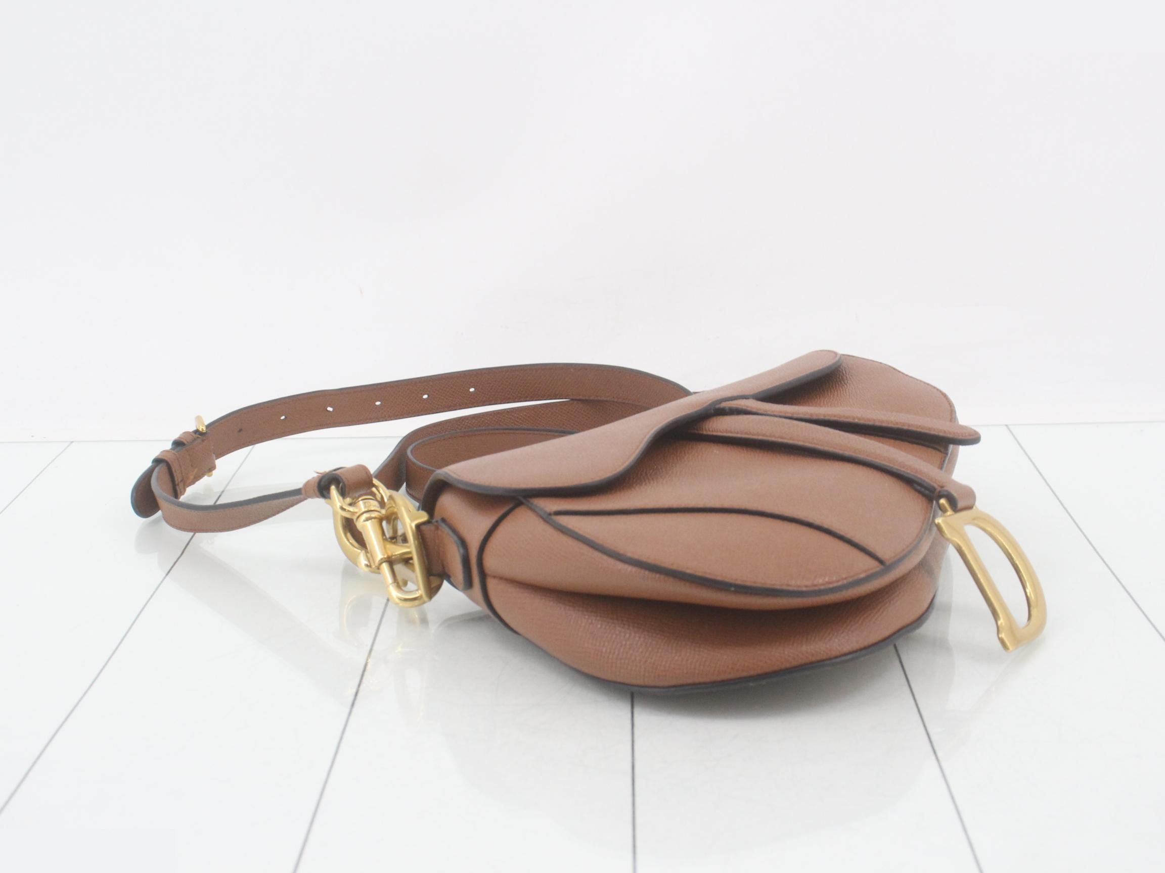 2-way saddlebag, brown, grained calfskin — view 5