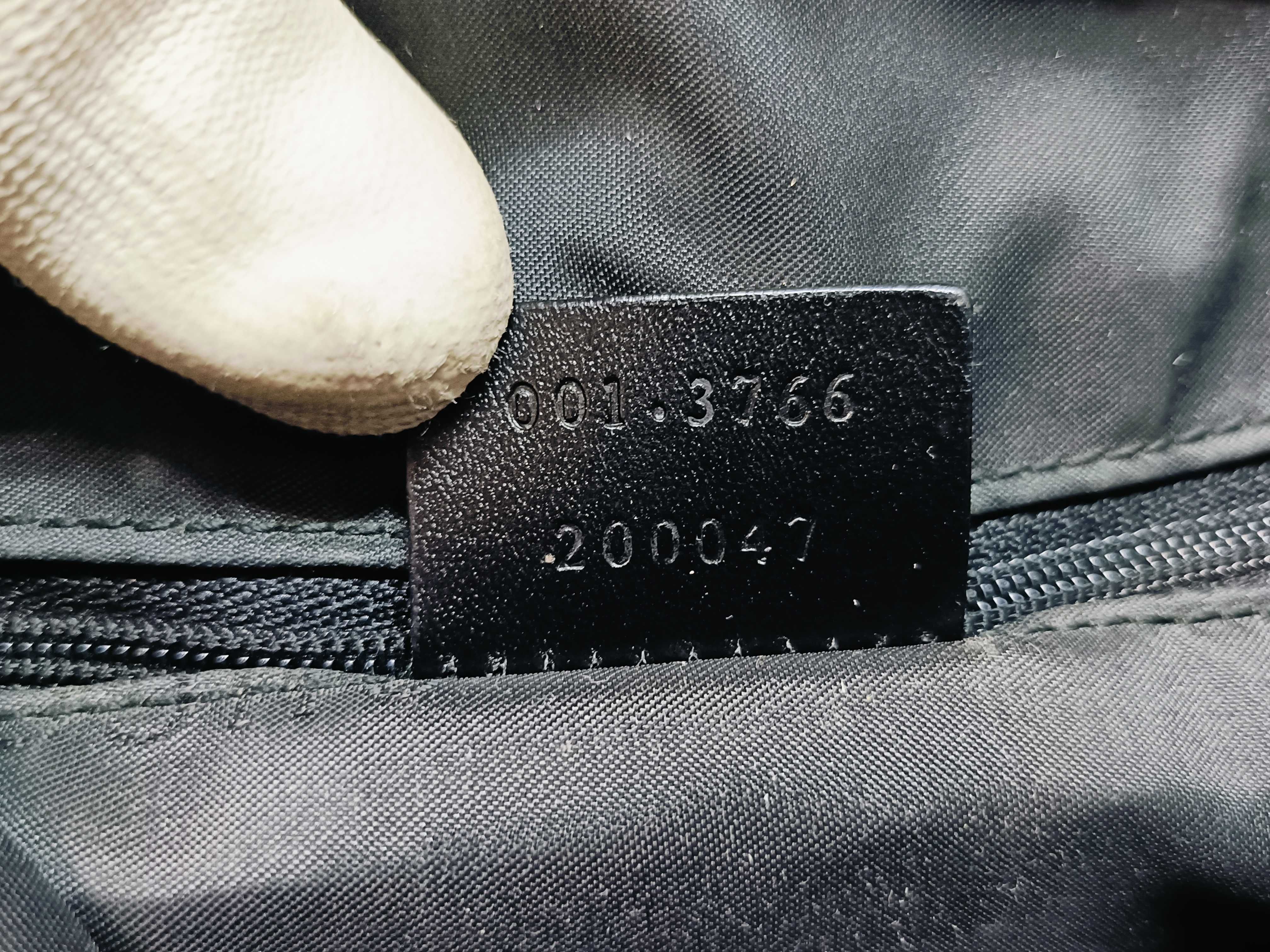 001.3766.200047 One-shoulder shoulder bag — view 15