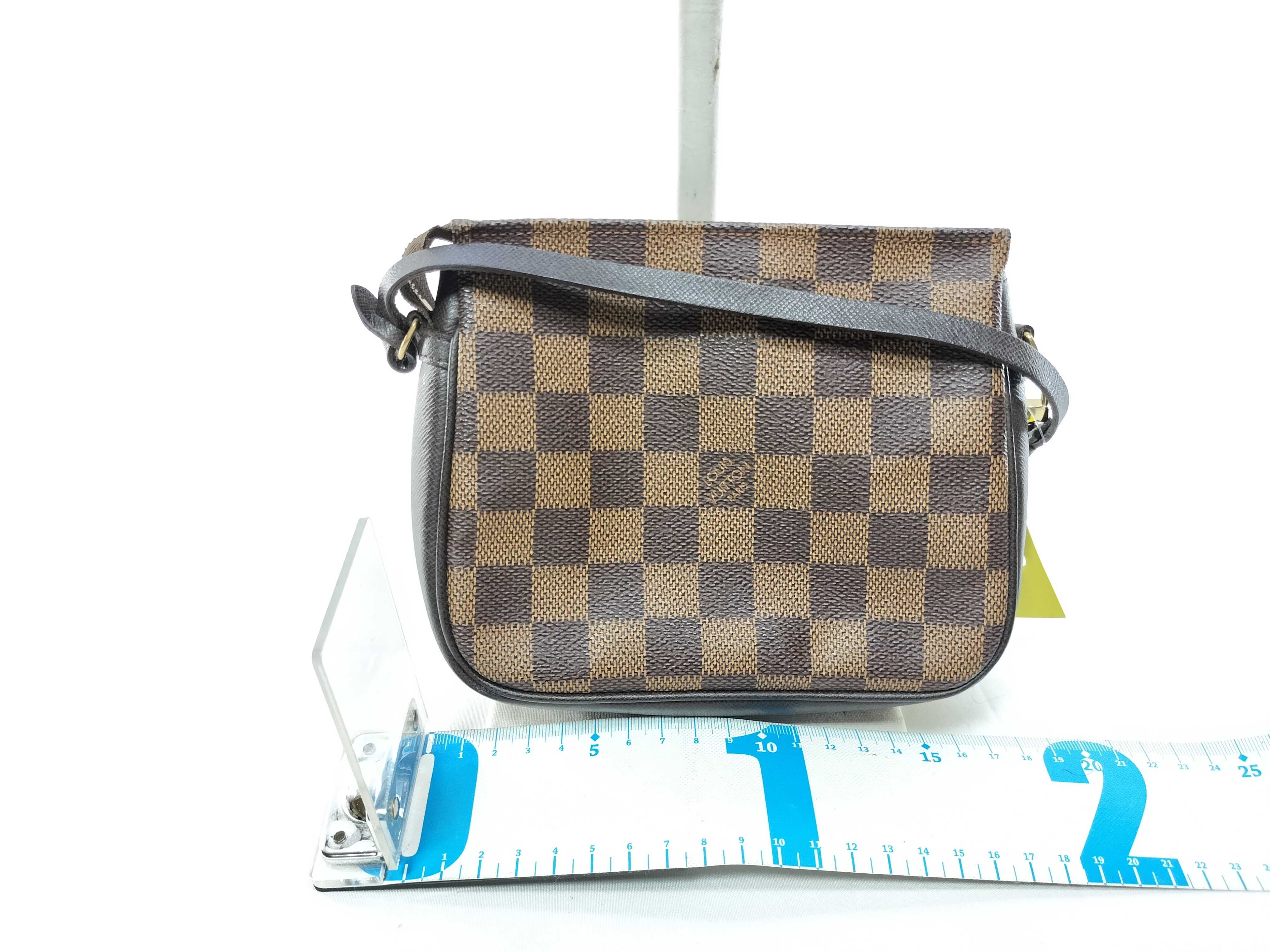 Damier Trousse Makeup Pouch — view 2