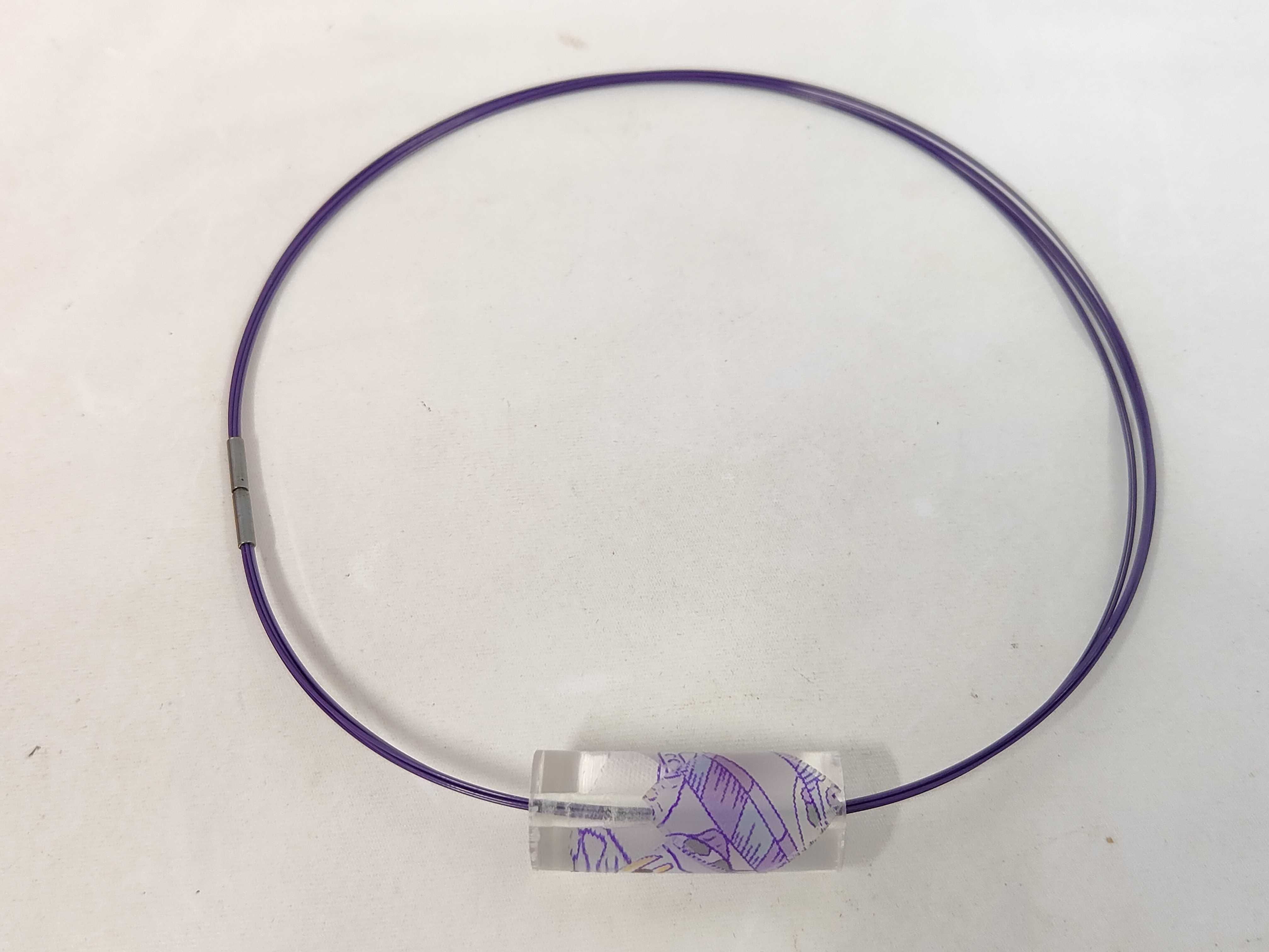 Acrylic Choker / Necklace — view 2