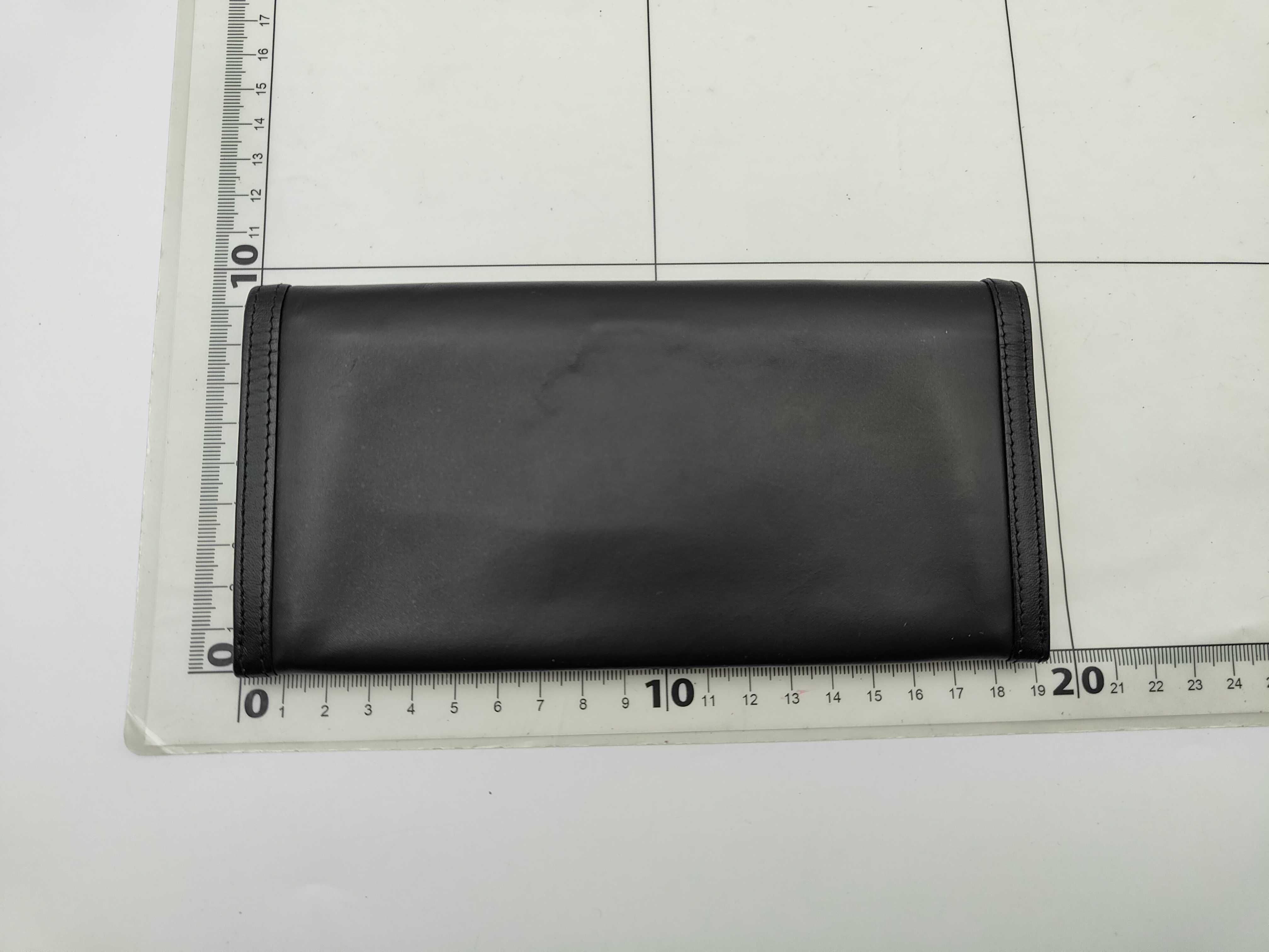 wallet — view 2
