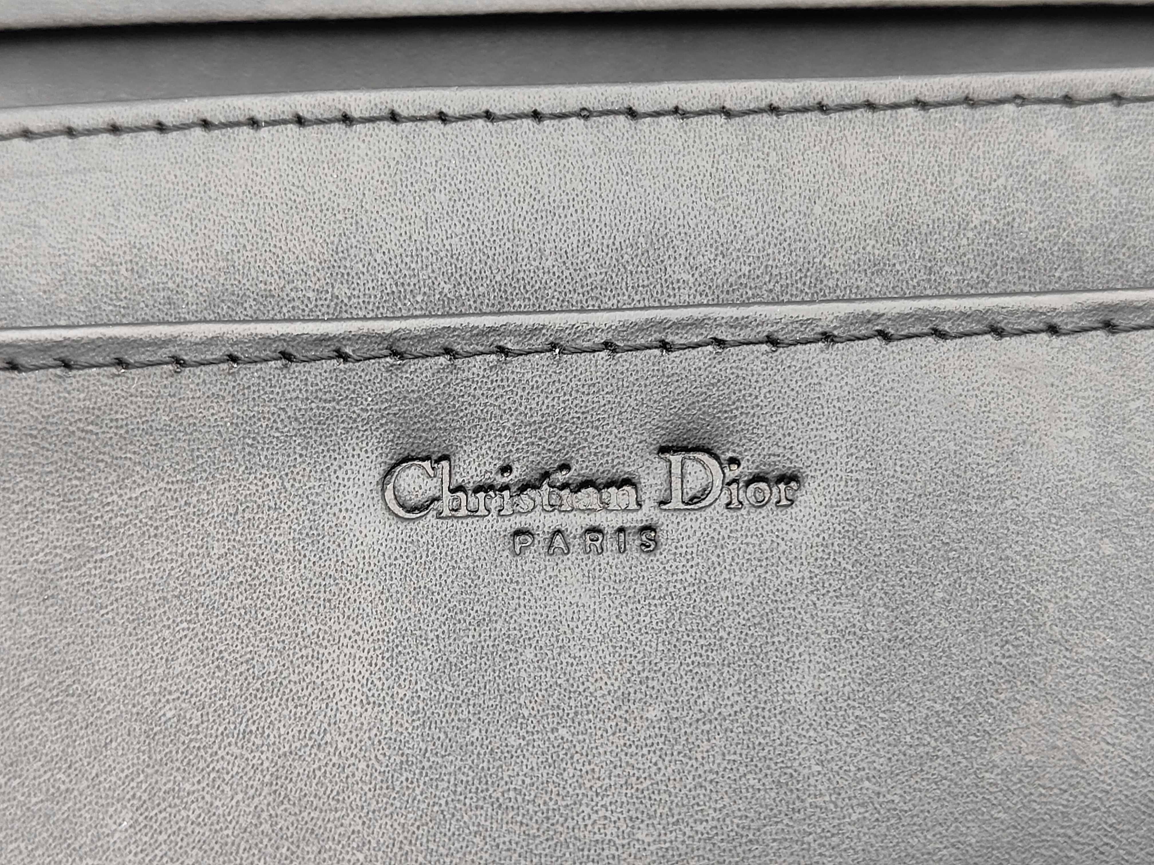 wallet — view 6