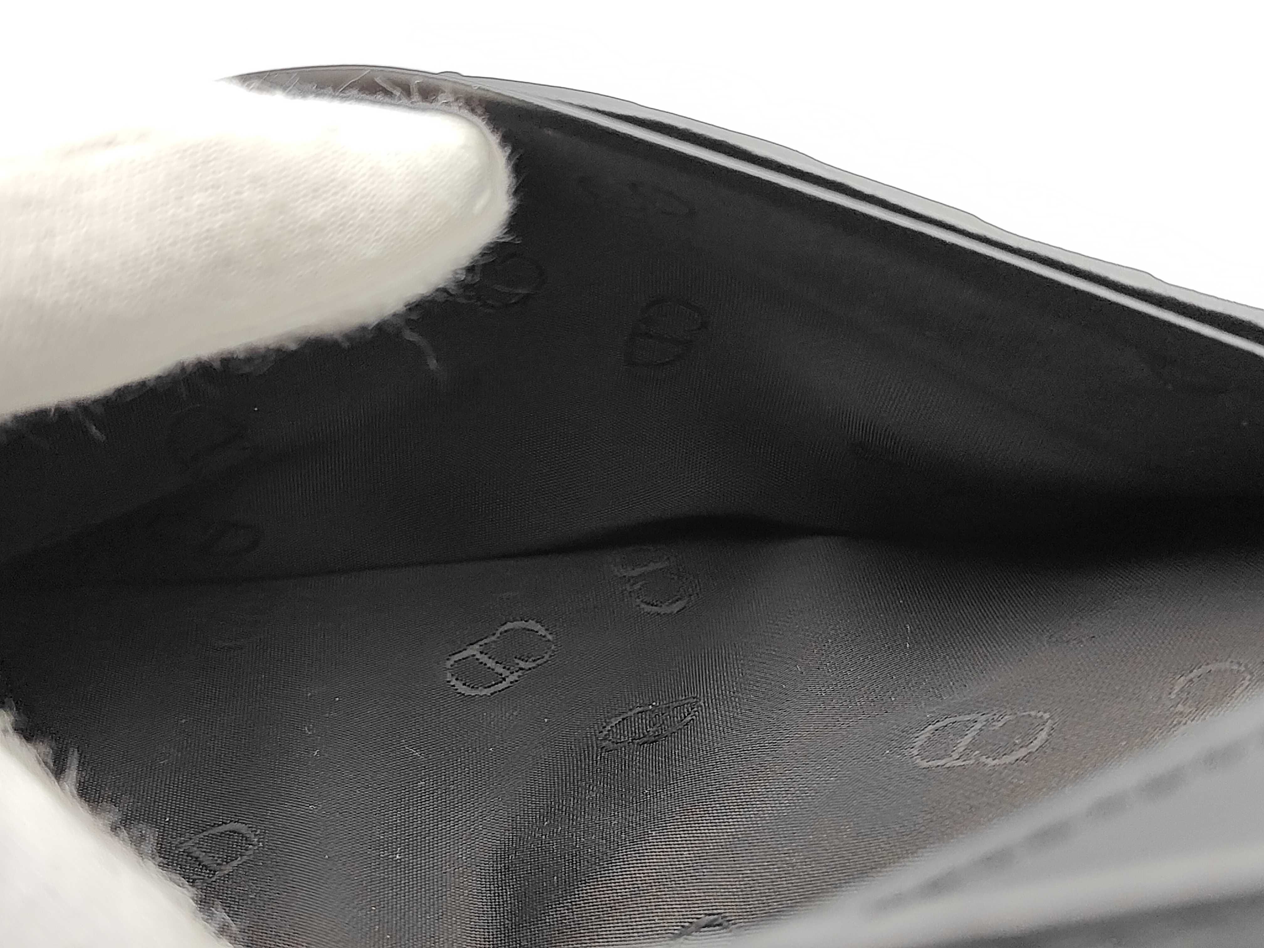wallet — view 7