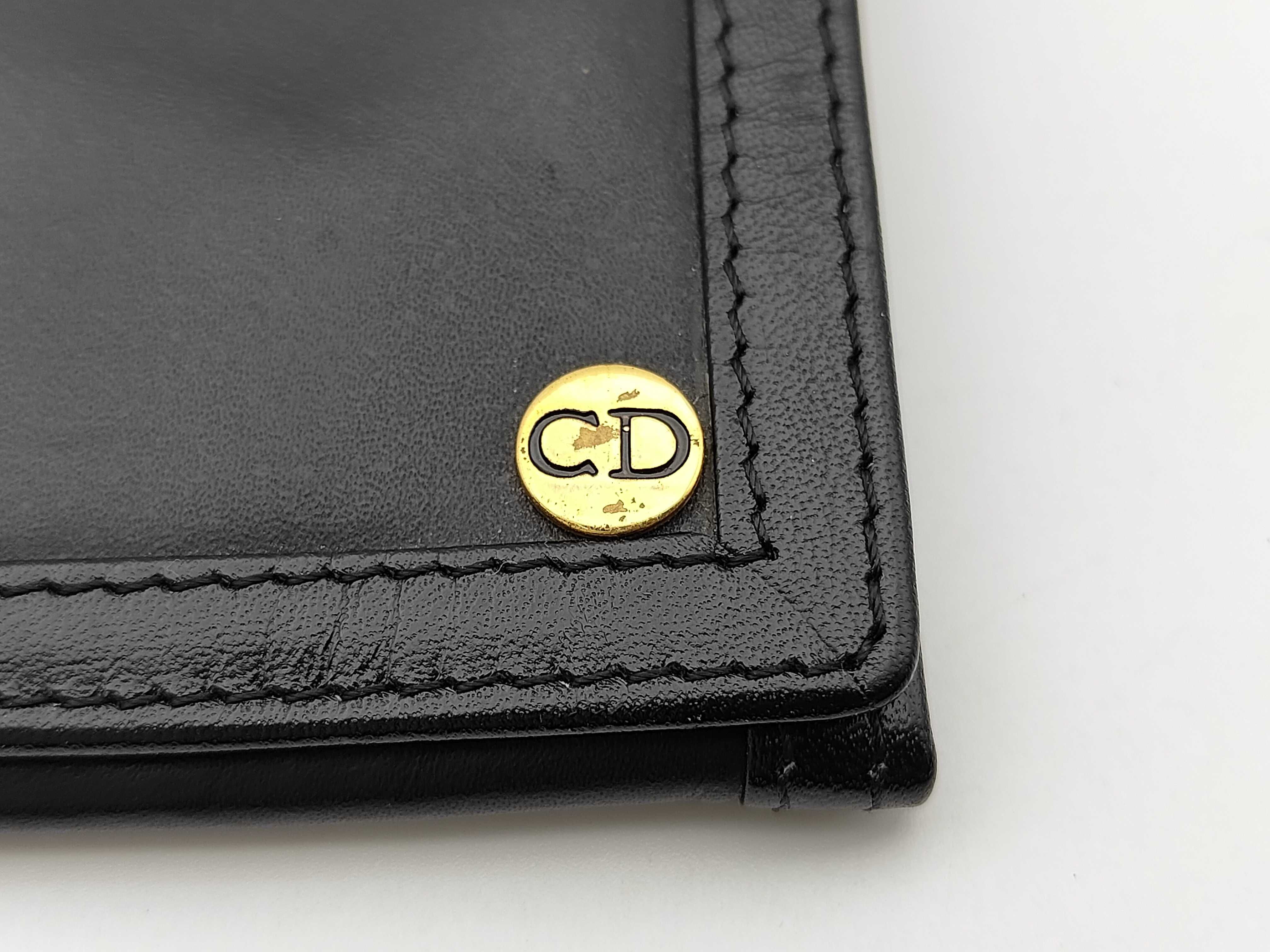 wallet — view 10