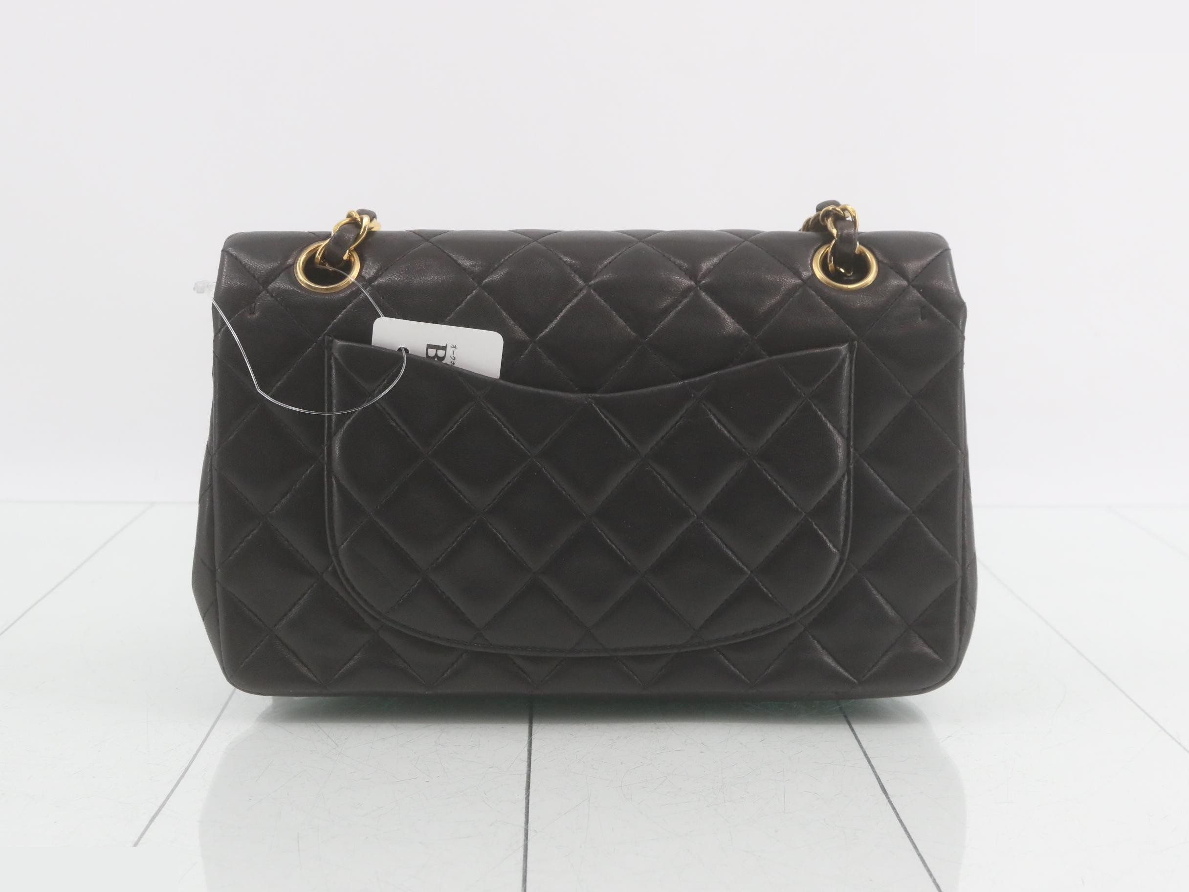 Matelassé 23 Shoulder Bag — view 2