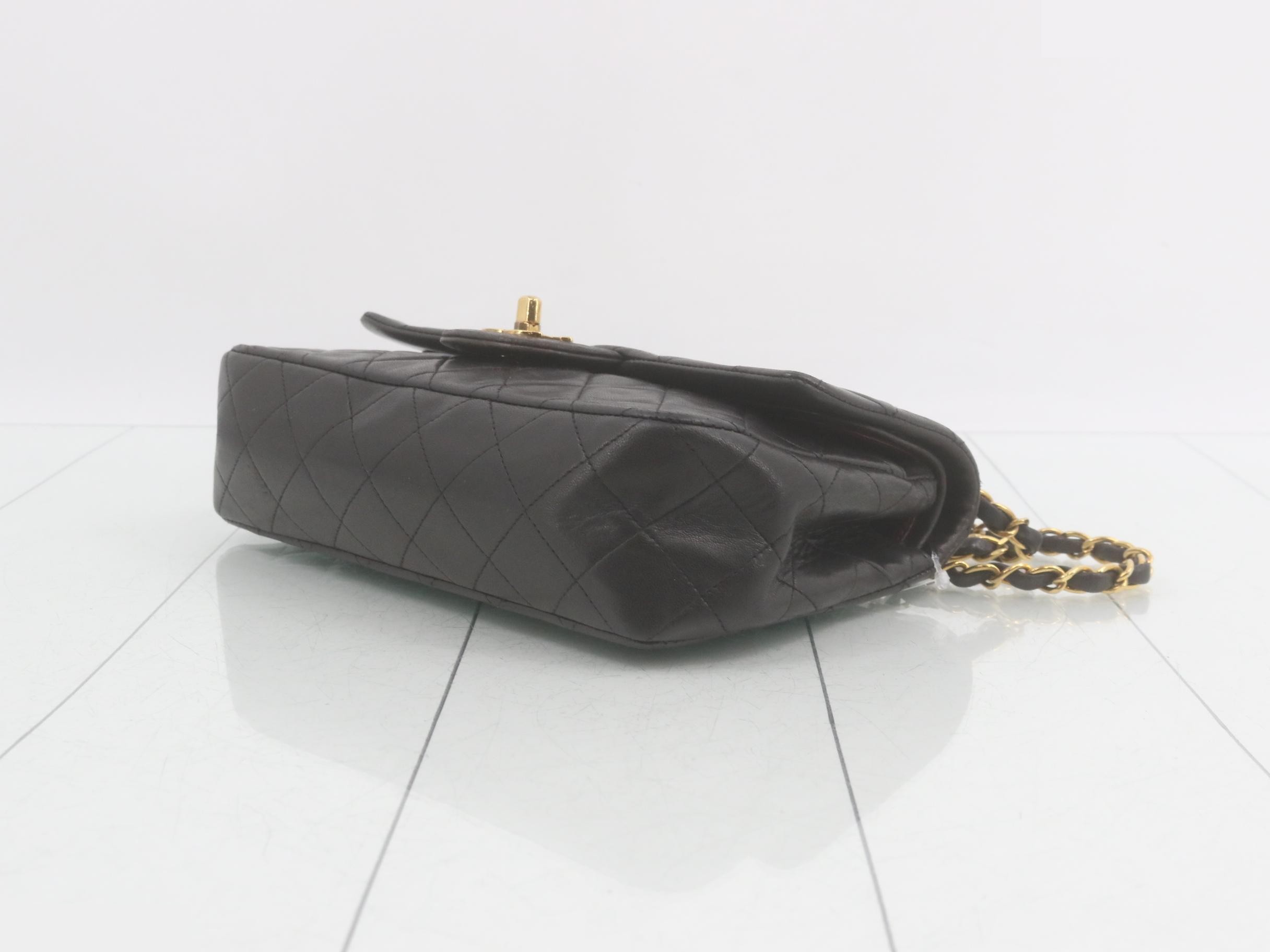 Matelassé 23 Shoulder Bag — view 6