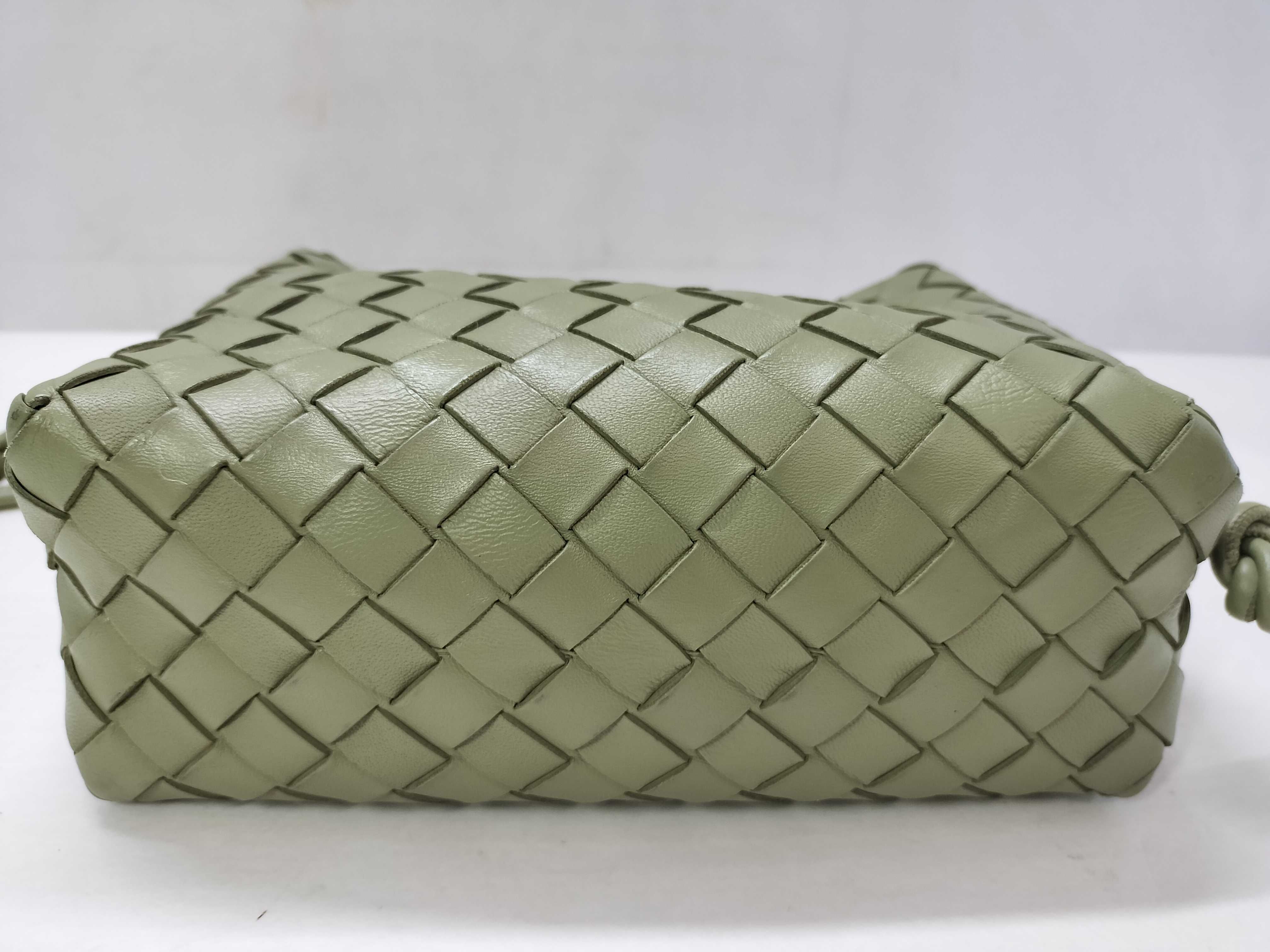 Intrecciato Bottega Veneta Shoulder Bag — view 12