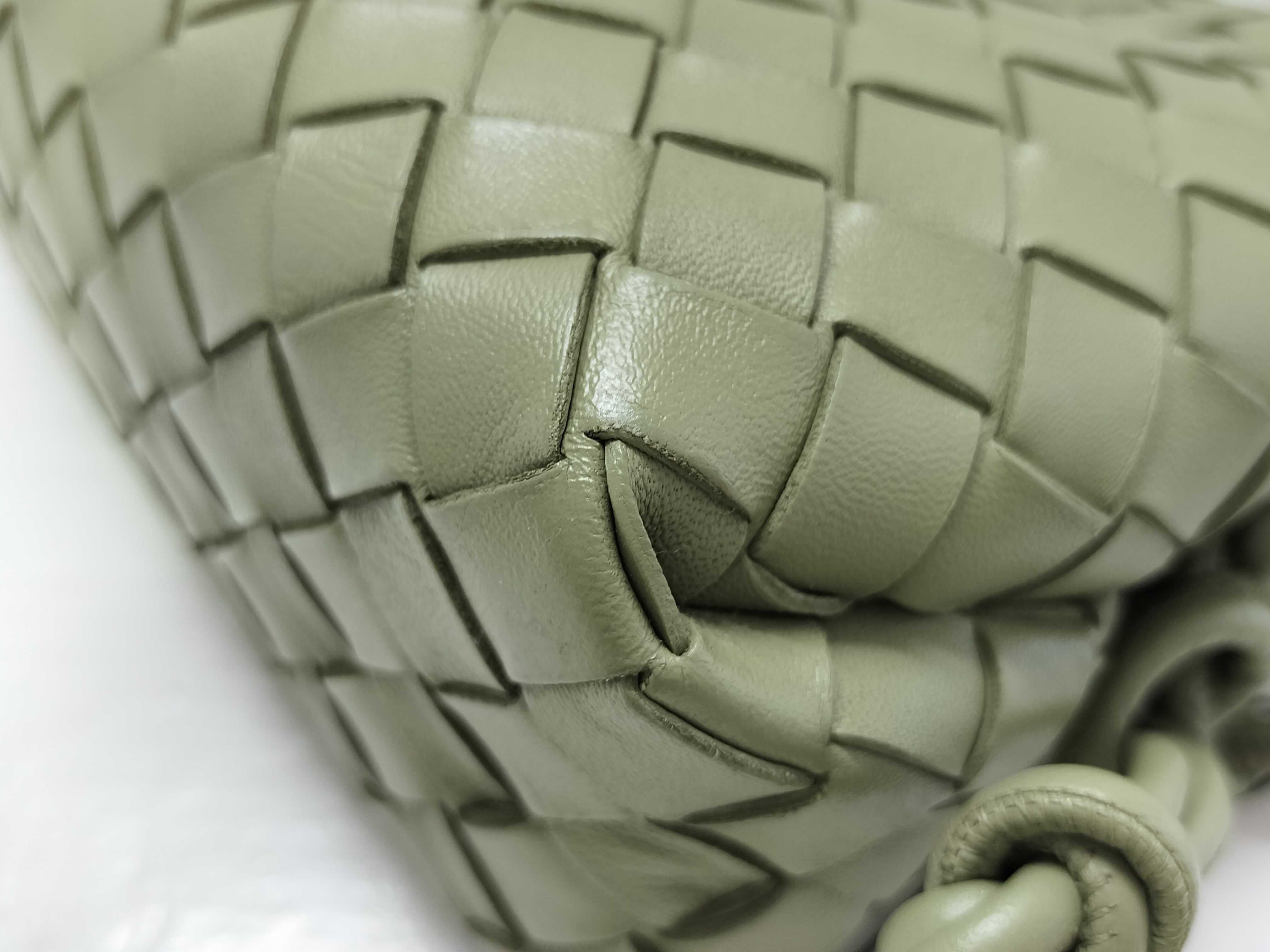 Intrecciato Bottega Veneta Shoulder Bag — view 7