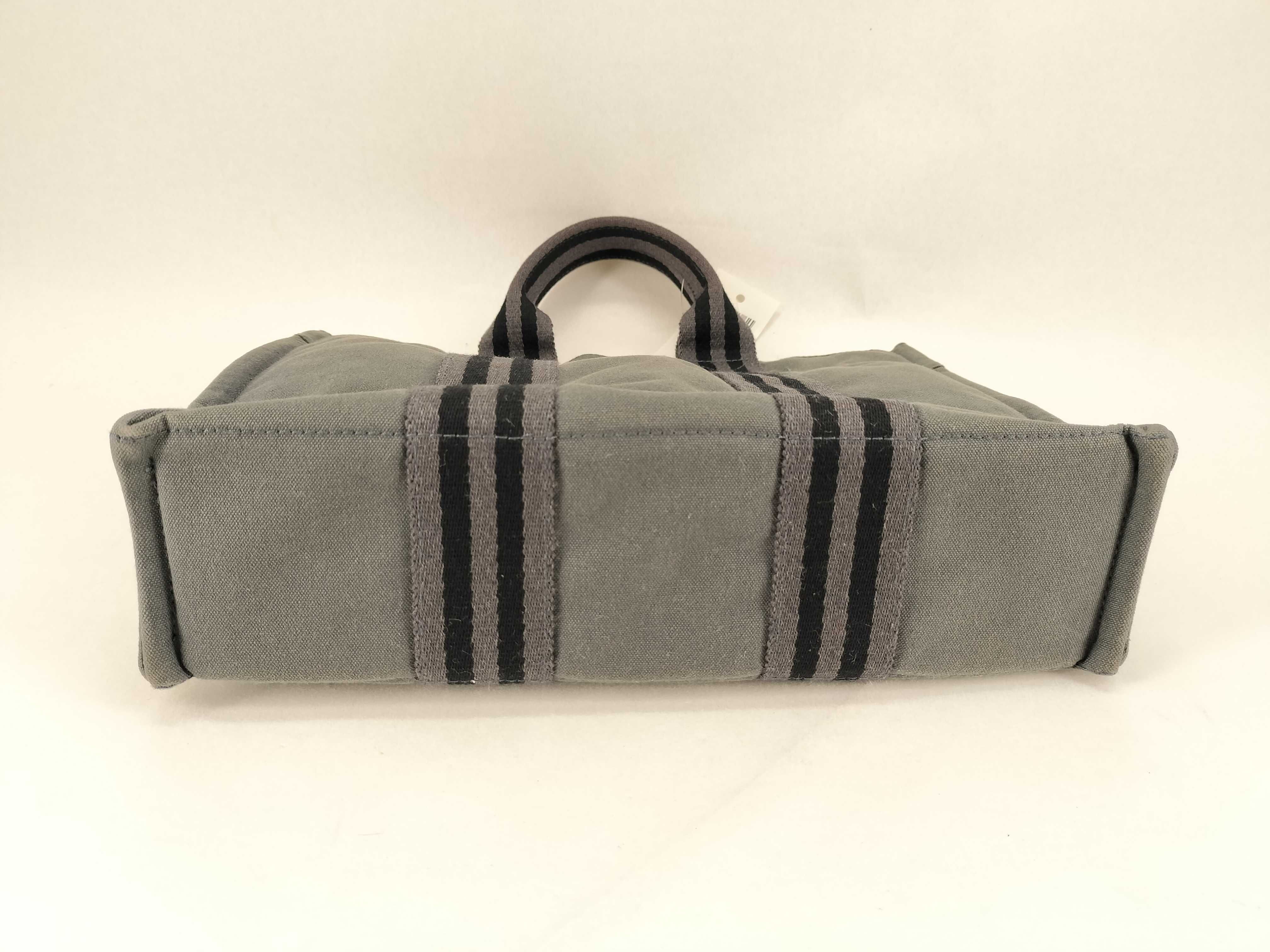 Fourre-Tout PM Handbag — view 6