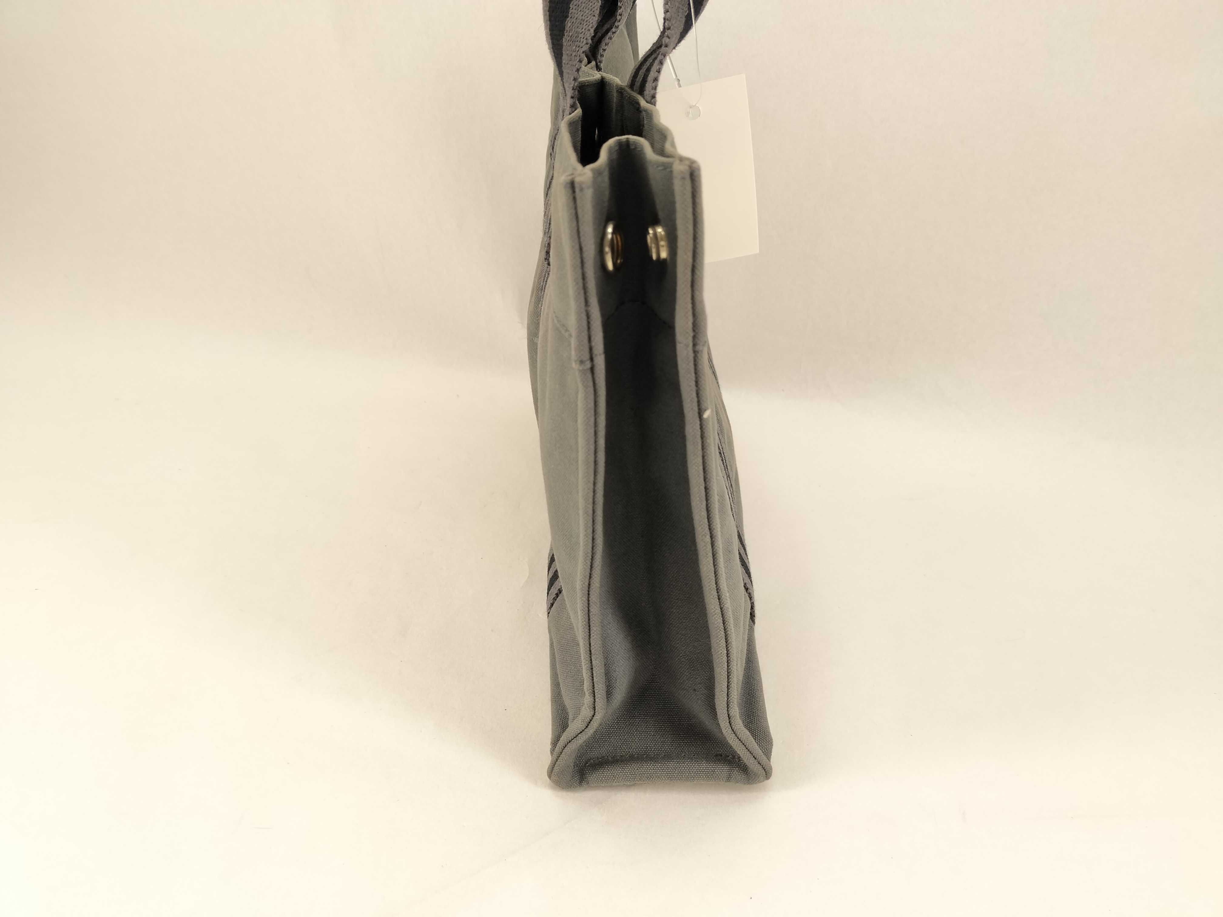 Fourre-Tout PM Handbag — view 8