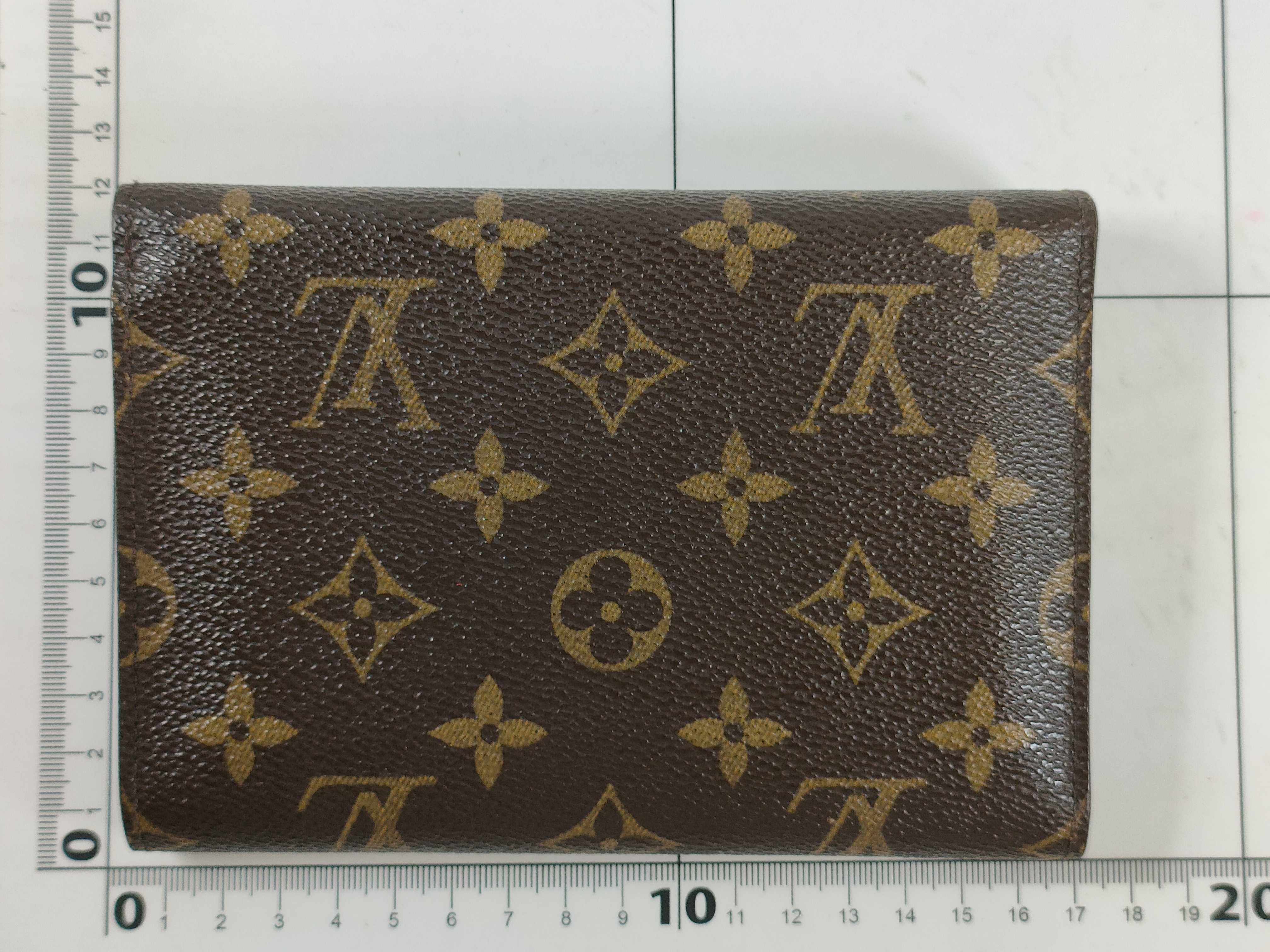Monogram Tresor International Wallet — view 2