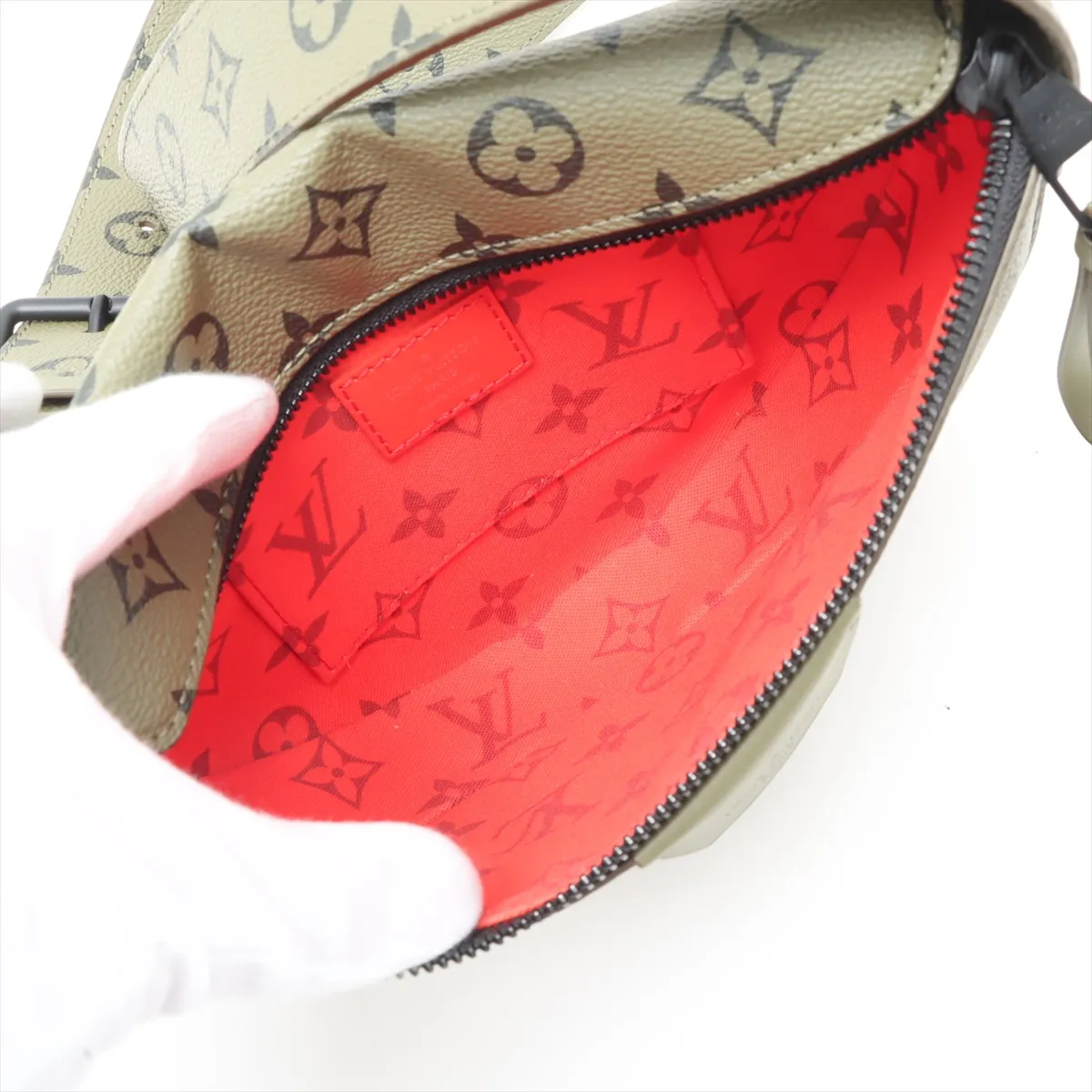 Monogram Canvas LV Moon Crossbody M23838 Khaki (RFID detected) — view 6