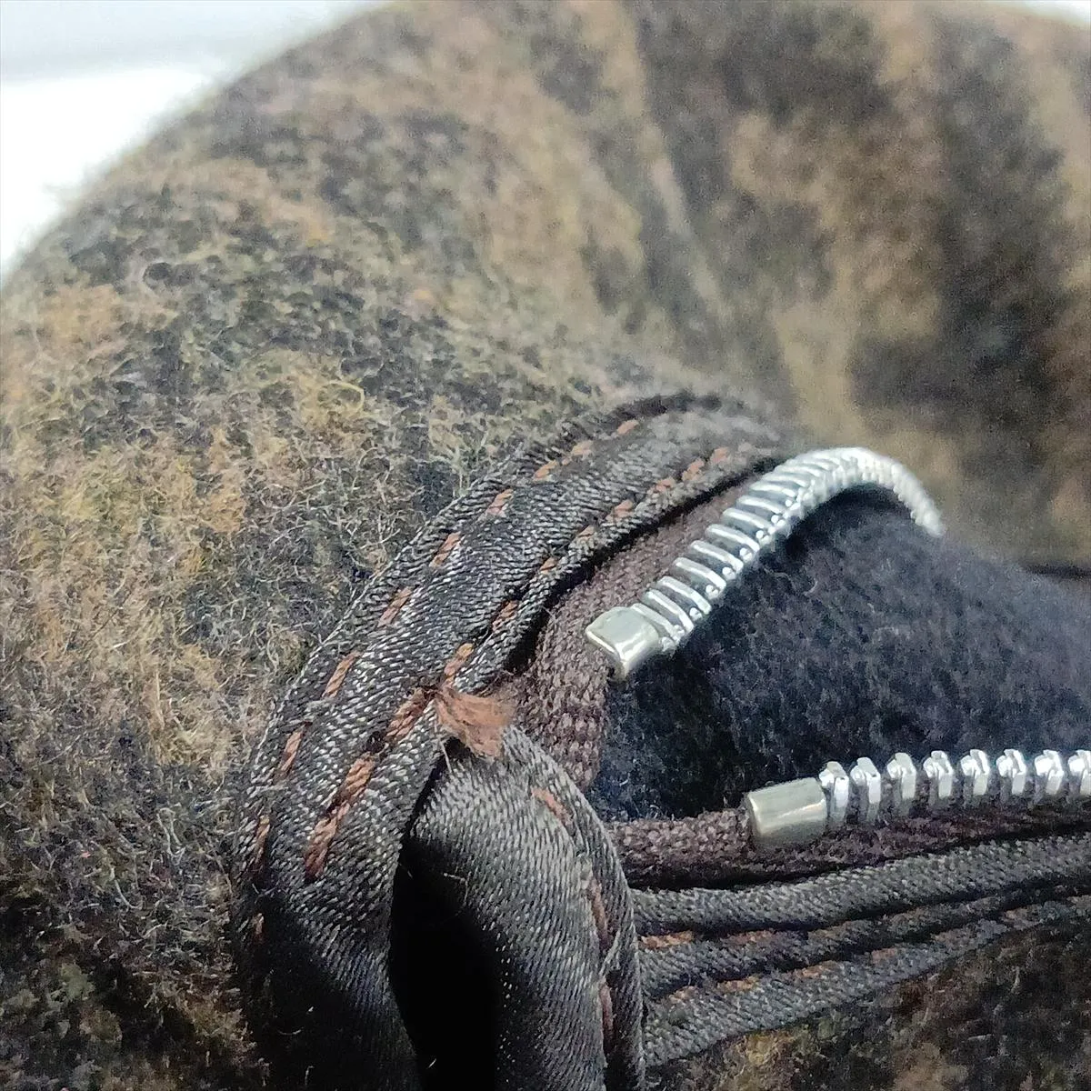 Zucca Mamma Bucket Wool Shoulder Bag Brown — view 12