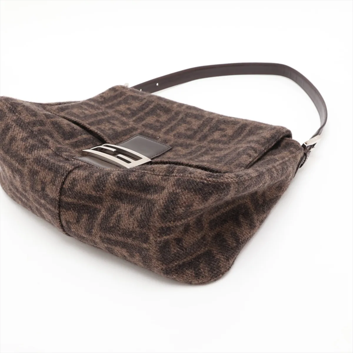 Zucca Mamma Bucket Wool Shoulder Bag Brown — view 3
