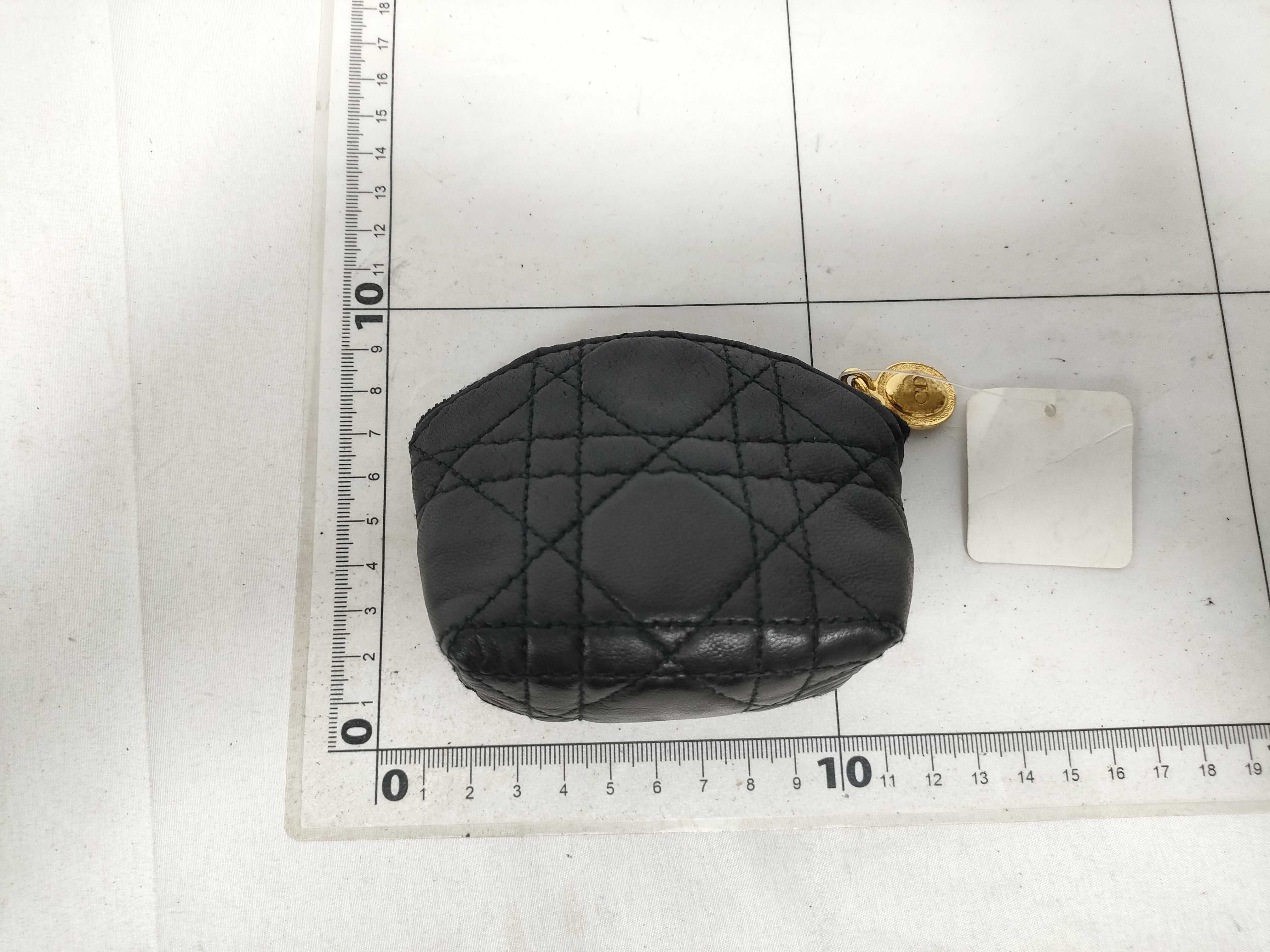 pouch — view 2