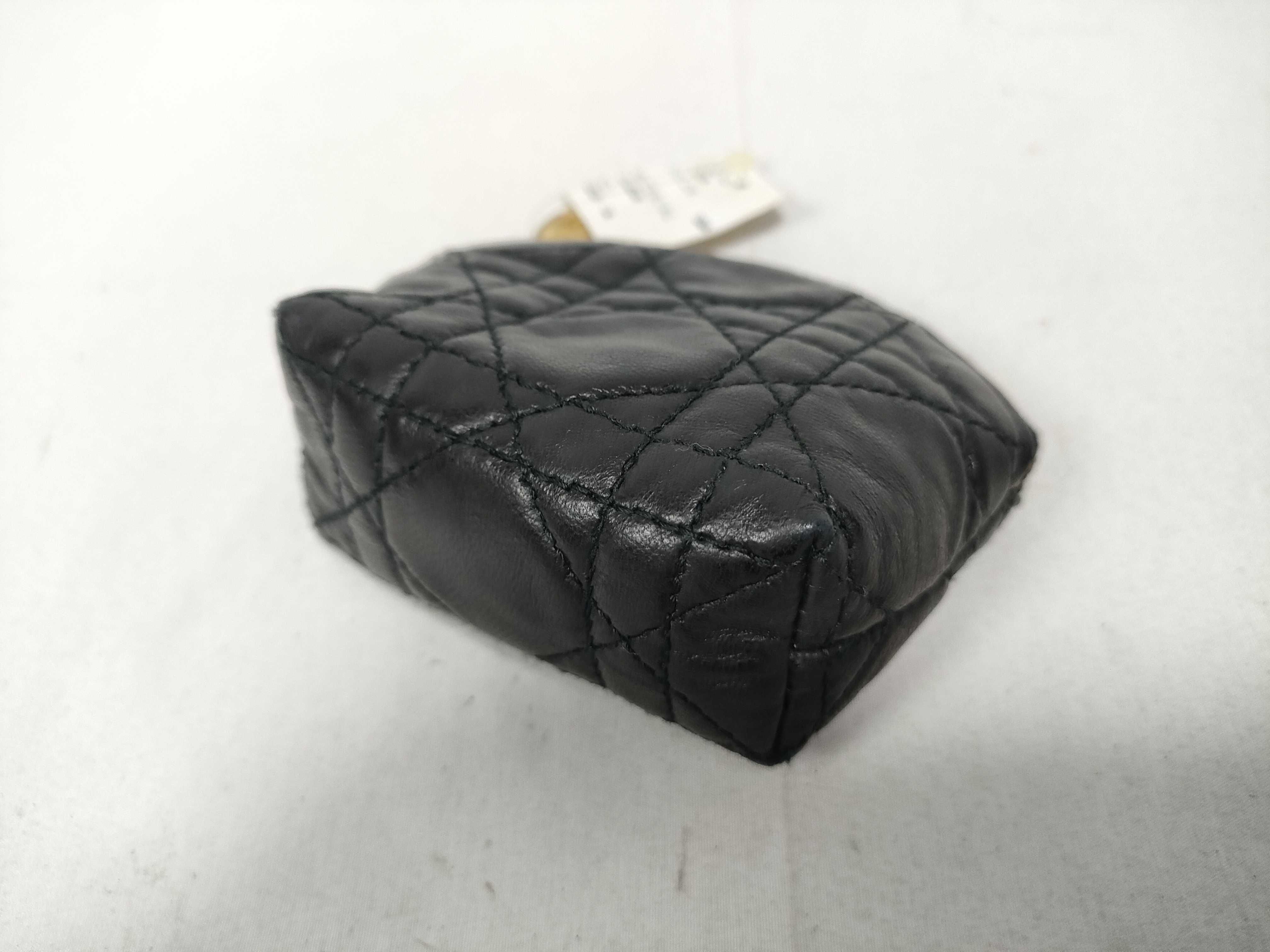 pouch — view 3