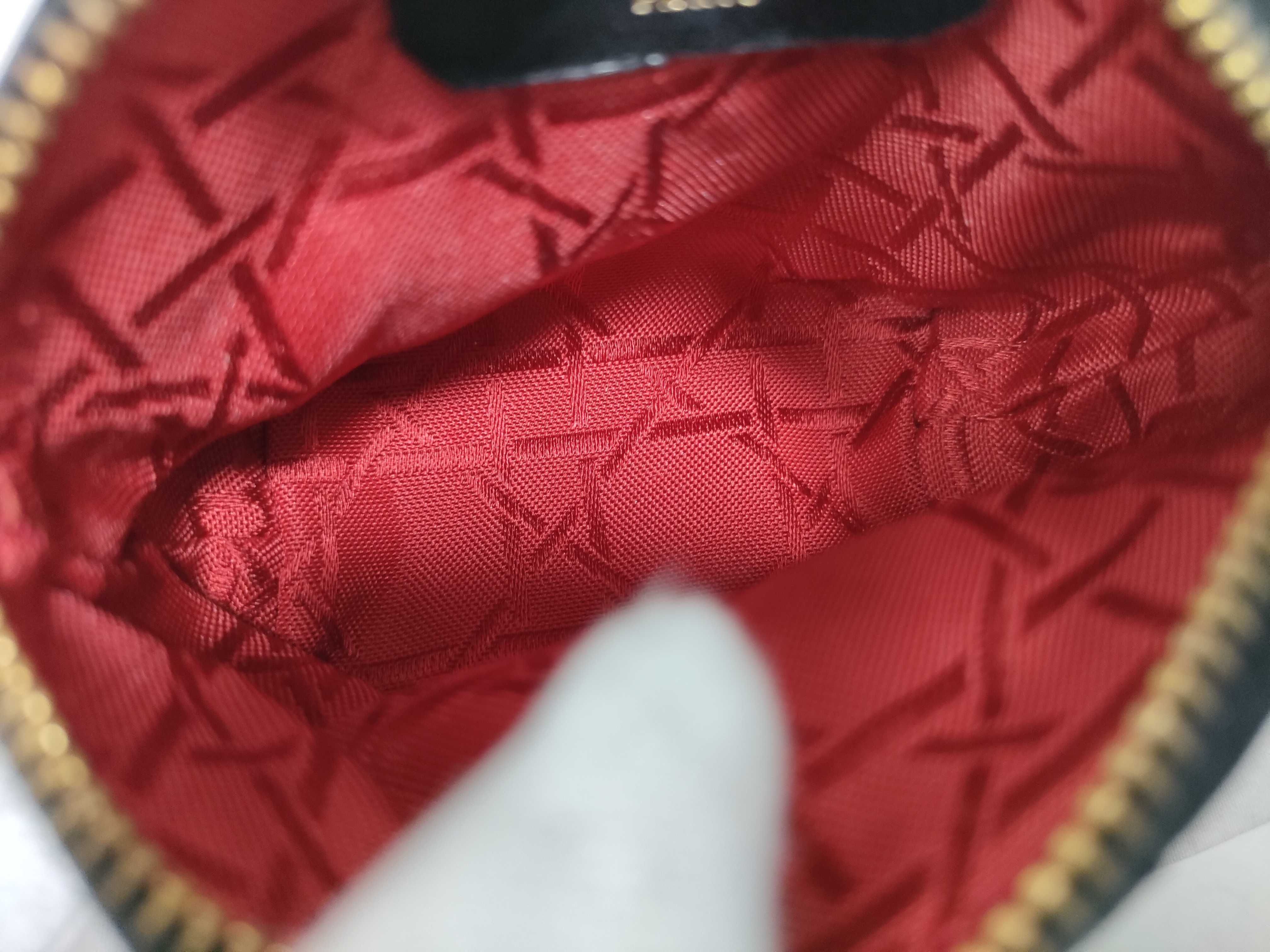 pouch — view 10