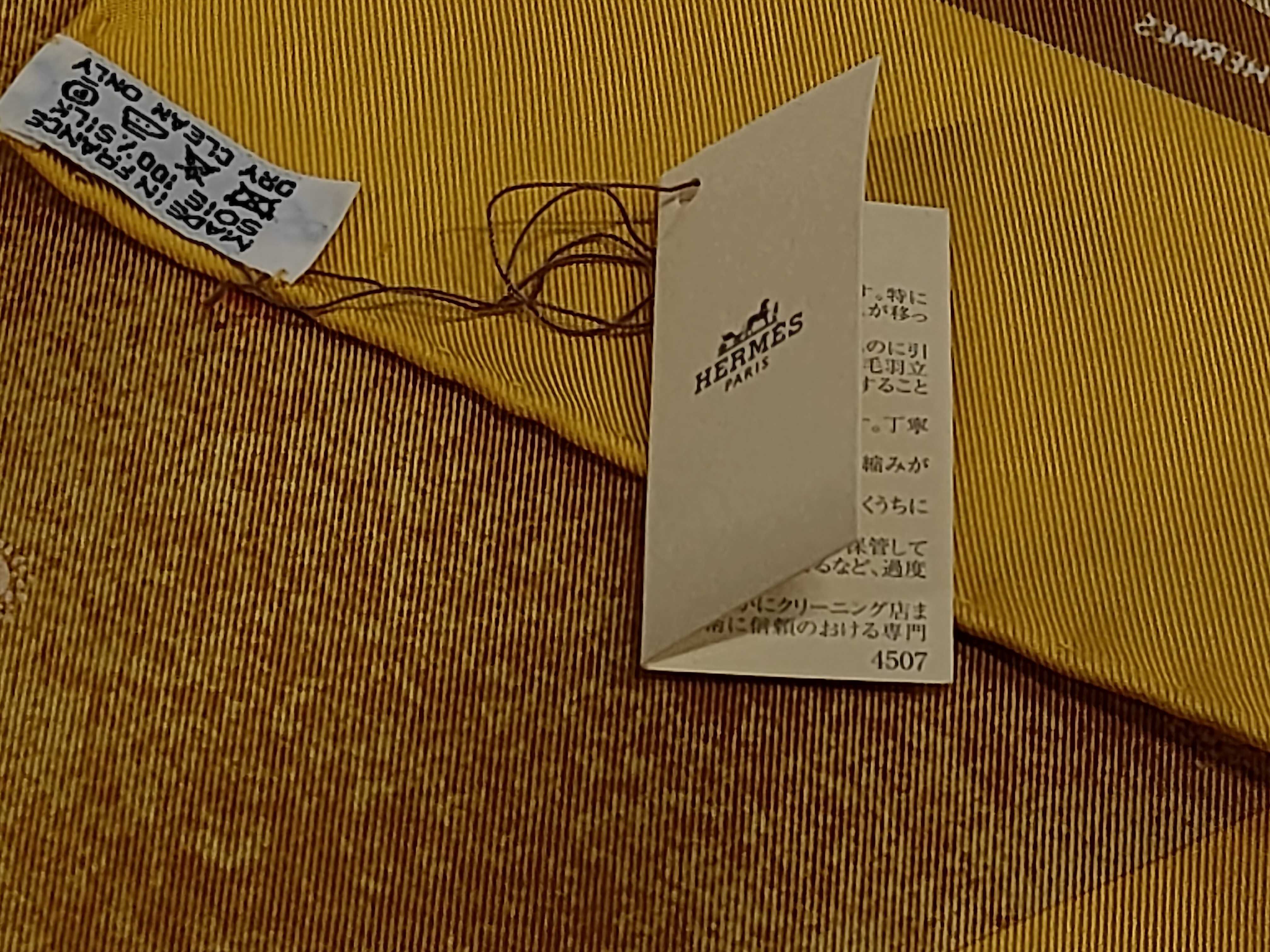 Carre 90 La Voie Lacême with tag, other accessories — view 5
