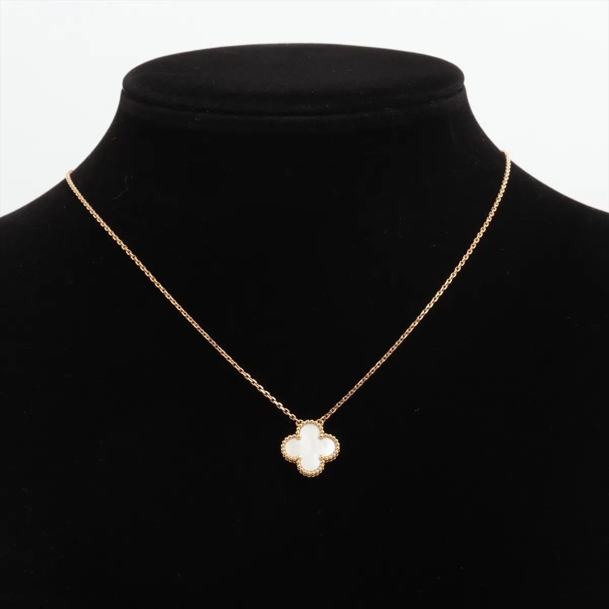 Vintage Alhambra Shell Necklace, 750 (Yellow Gold), 5.4g, JB135346. Some stone — view 5
