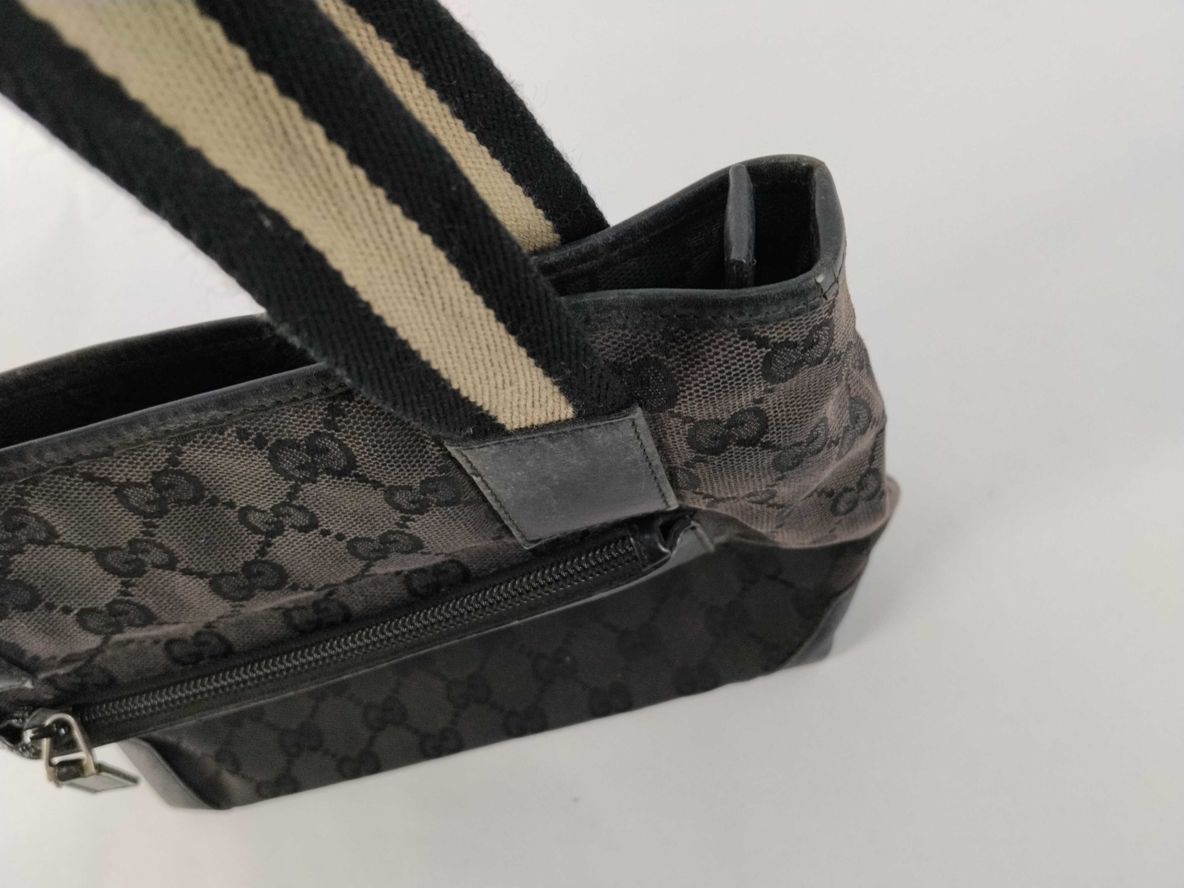 GG Canvas Gucci Tote Bag — view 8