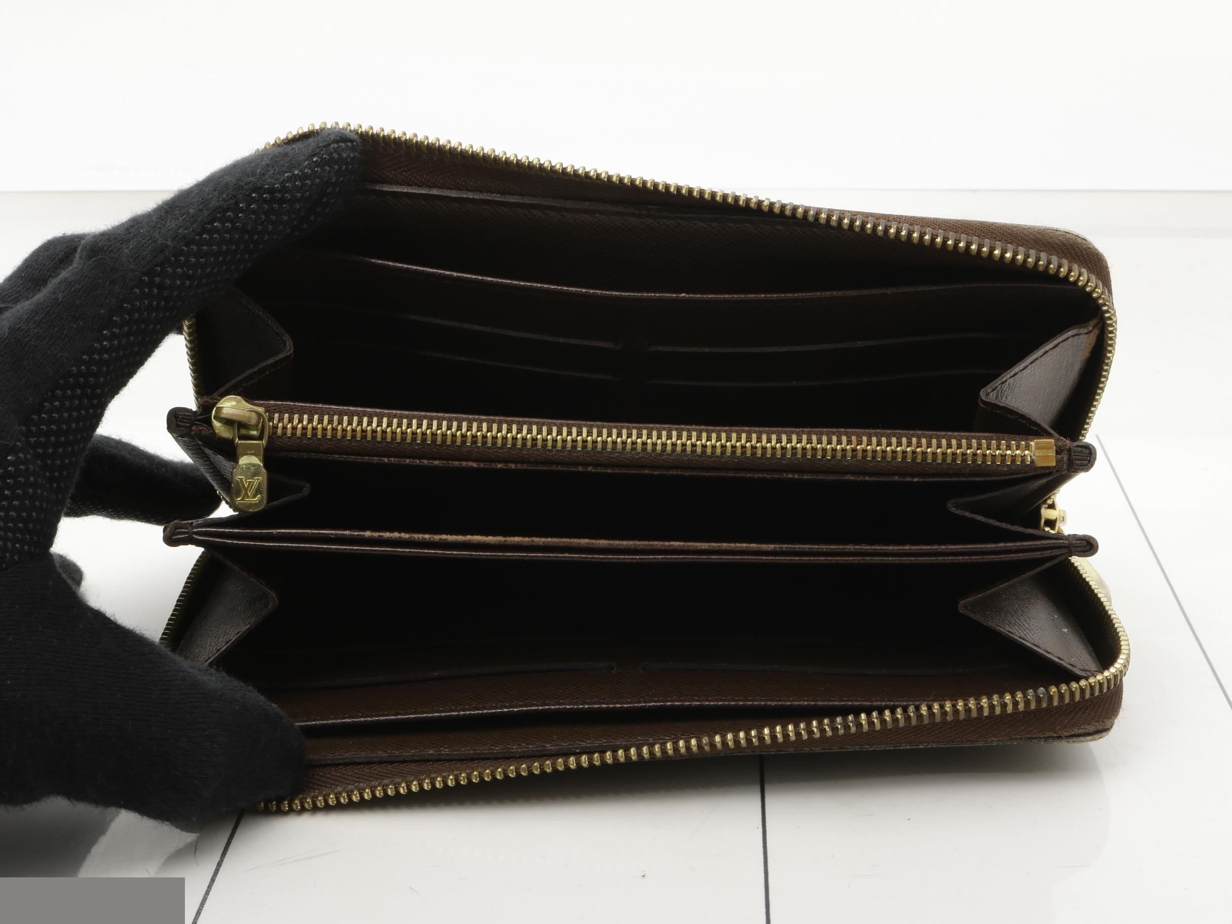 Zippy Wallet — view 4