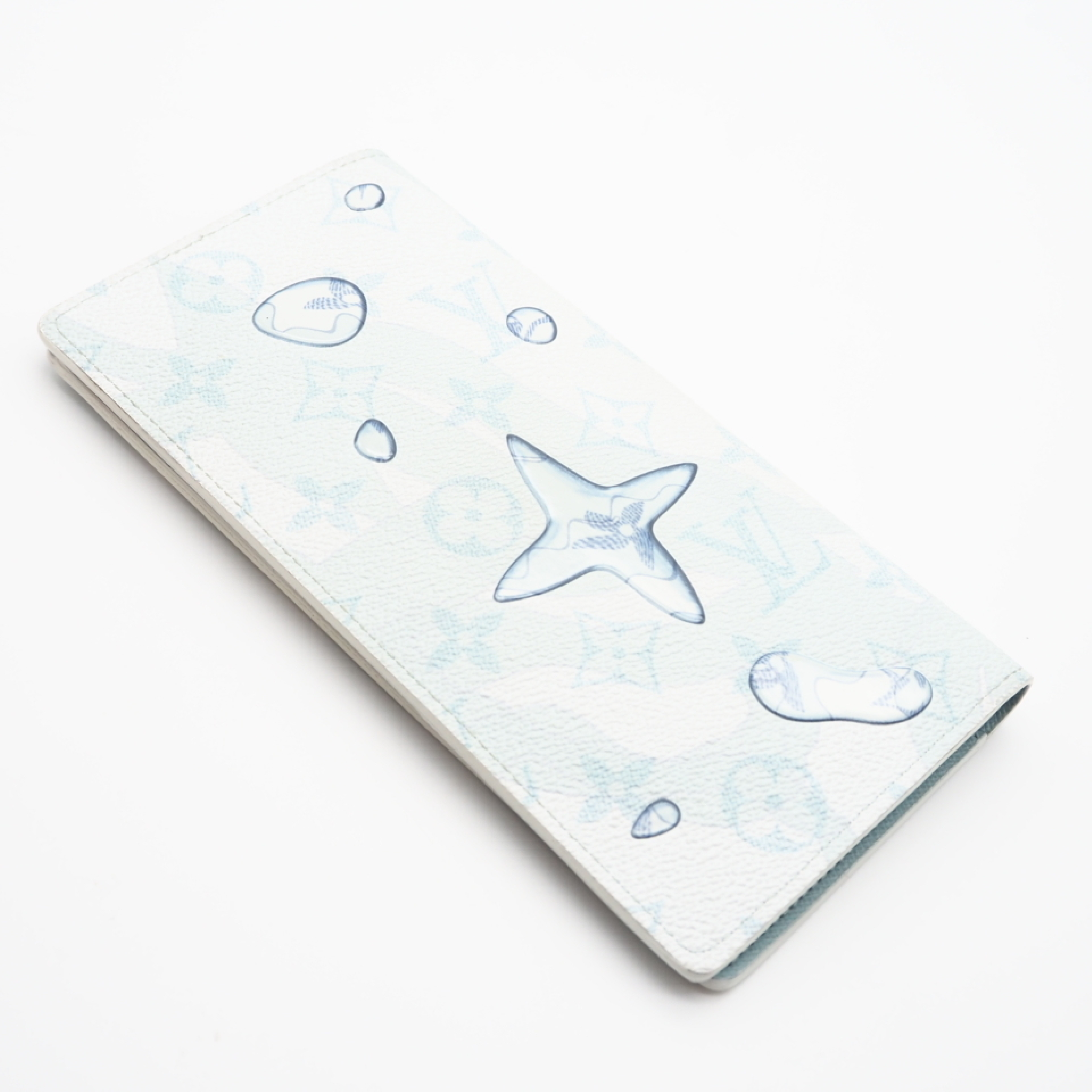 M82306 Aqua Garden Portefeuille Brazza Wallet with dust bag and box — view 2
