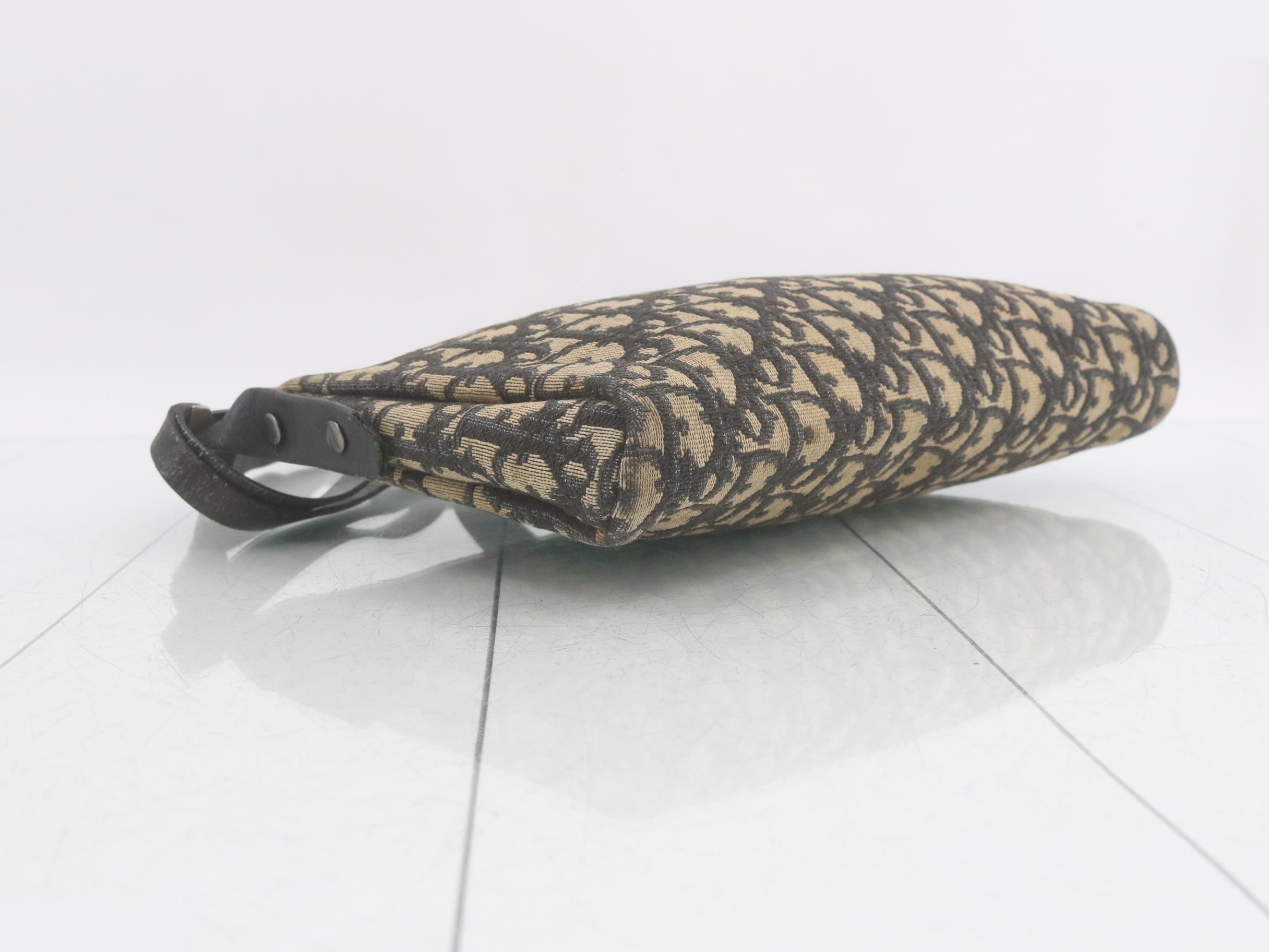Trotter Shoulder Bag — view 5