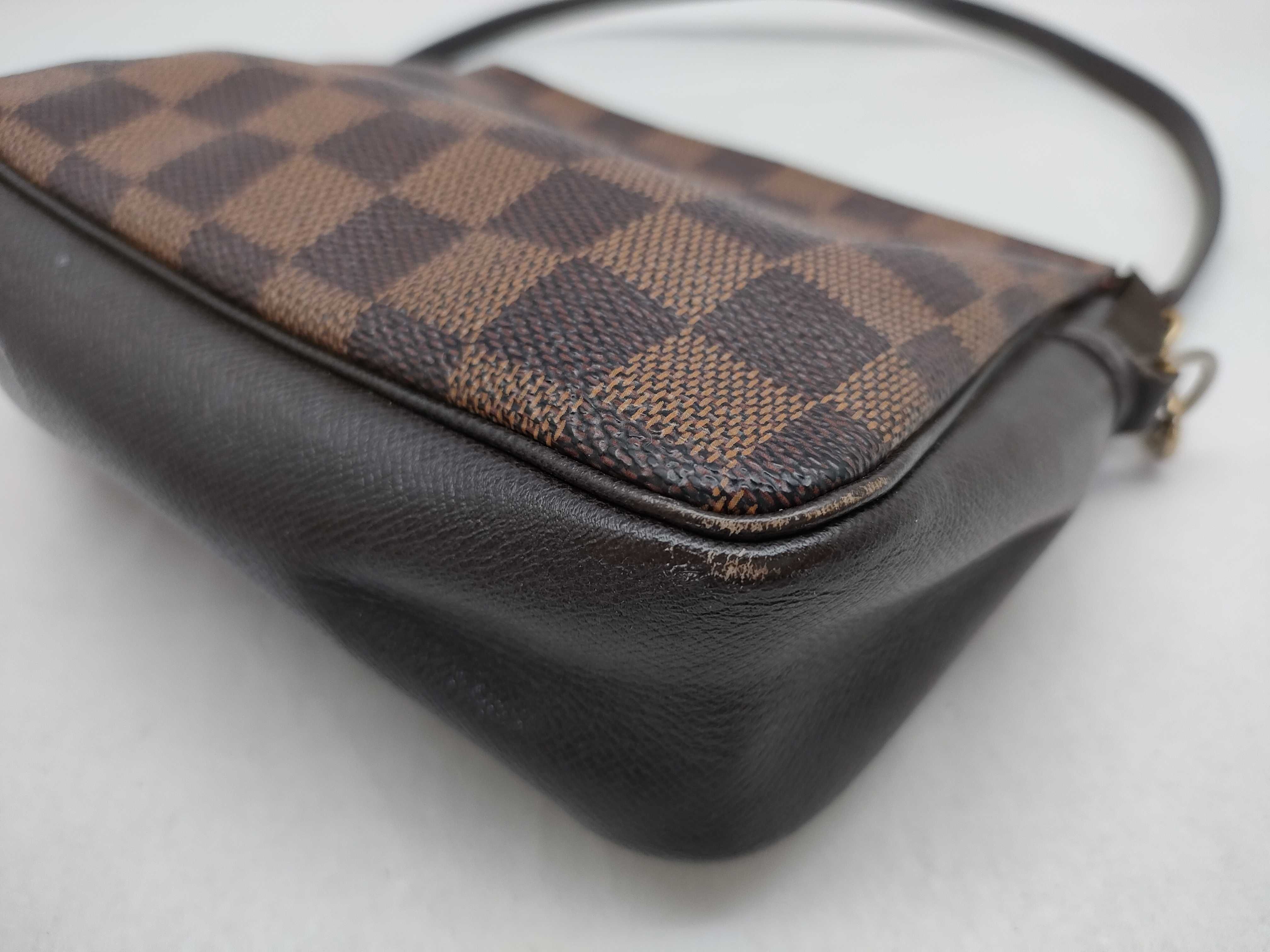 Damier Trousse Makeup Pouch — view 8