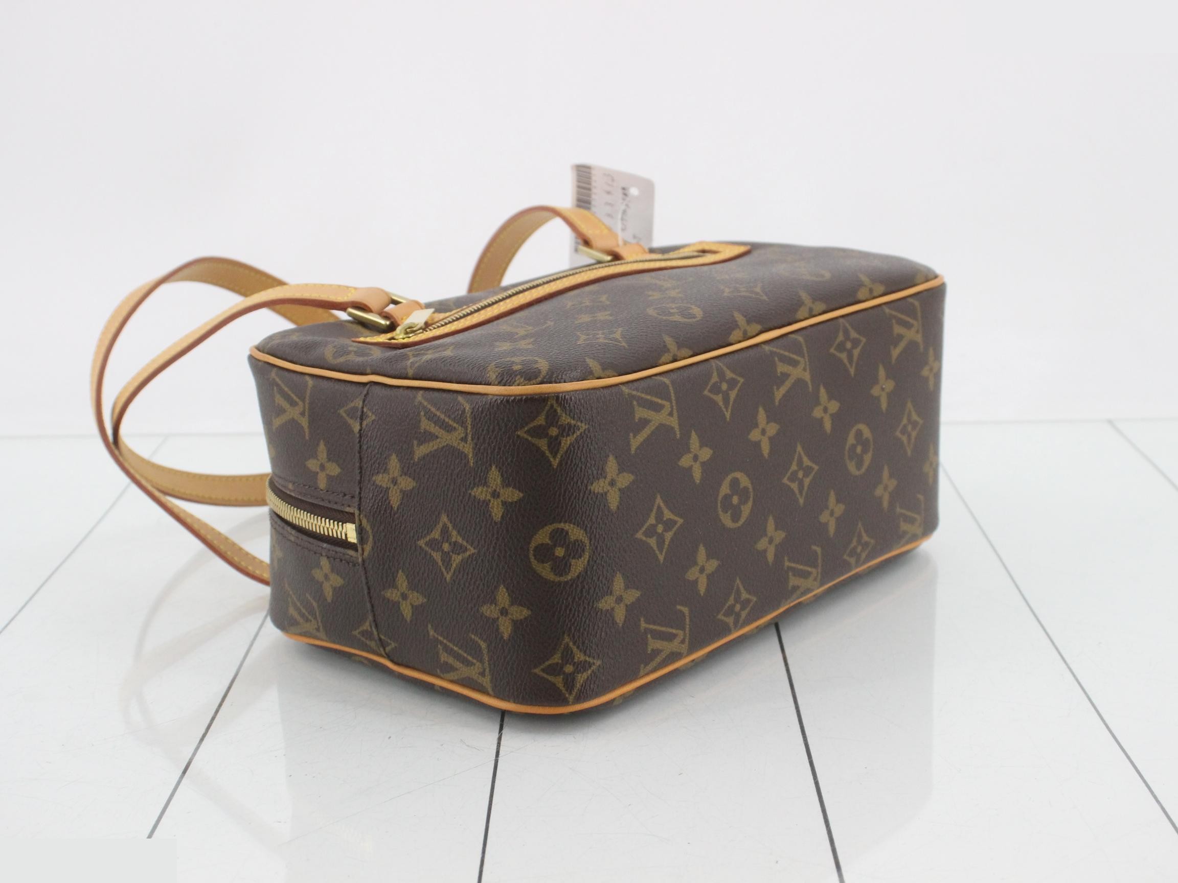 LV M51182 Monogram Cite MM Shoulder Bag — view 5