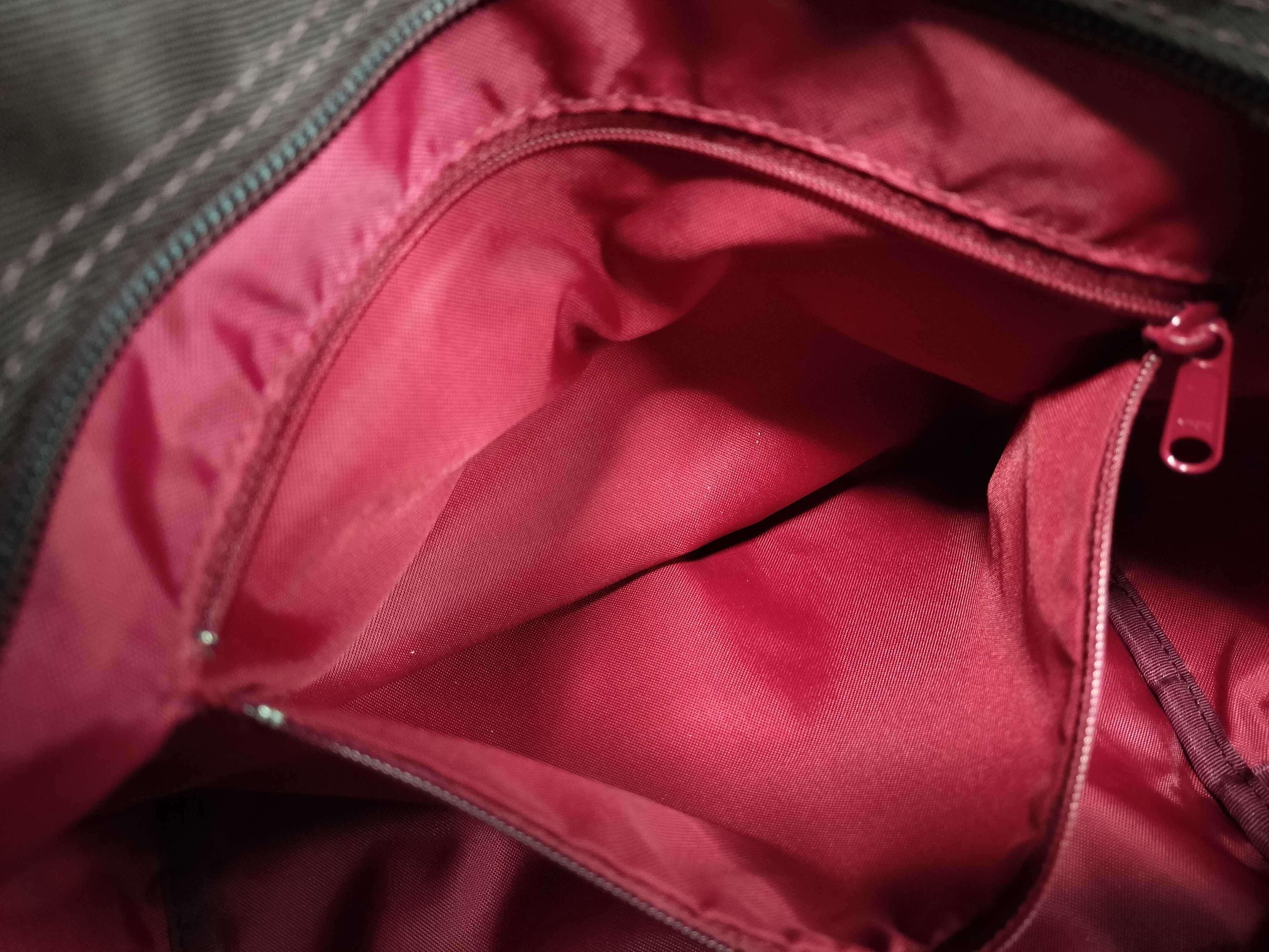 Blue Label Burberry Nova Check Red Tote Bag — view 11