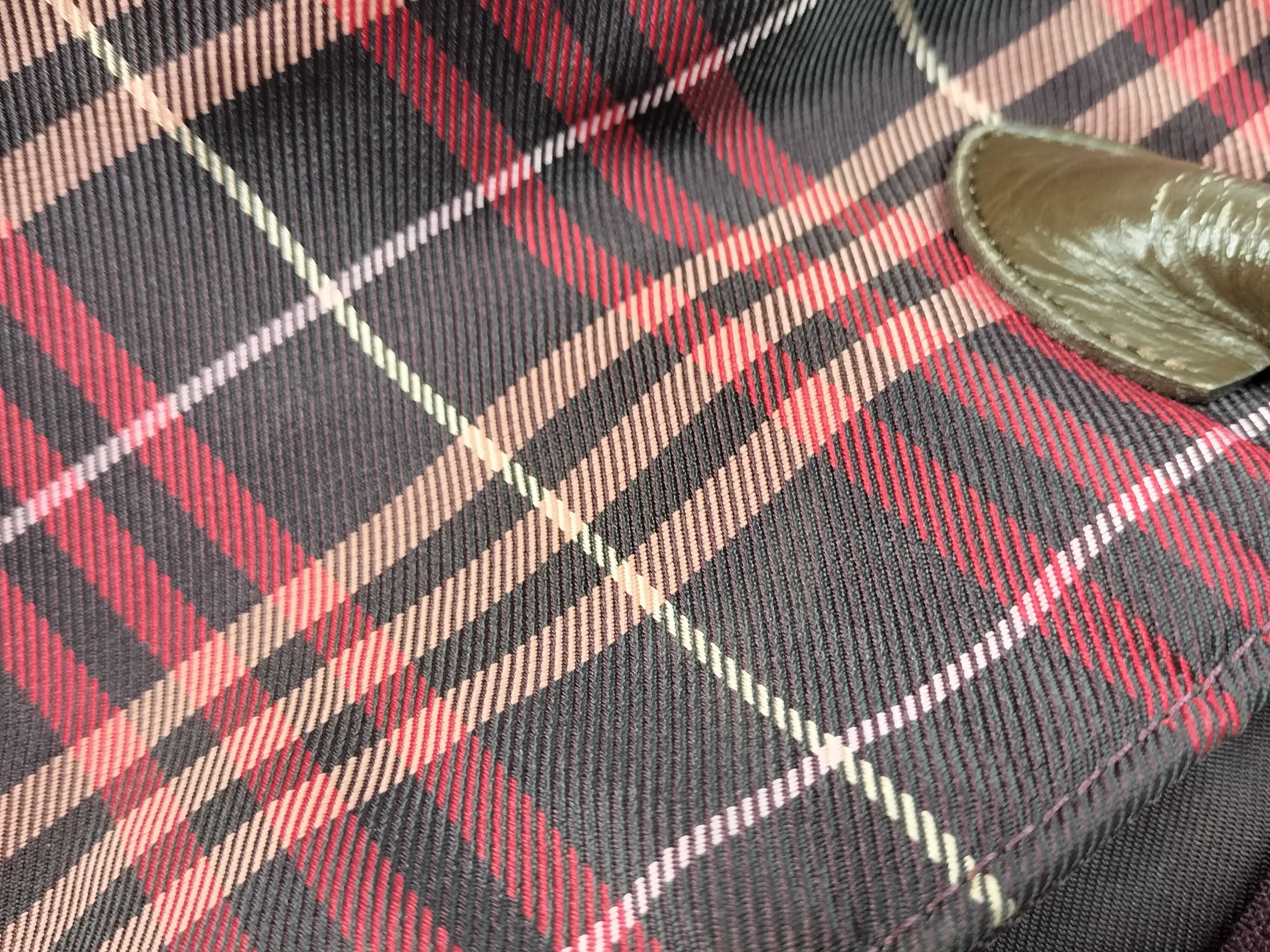 Blue Label Burberry Nova Check Red Tote Bag — view 14