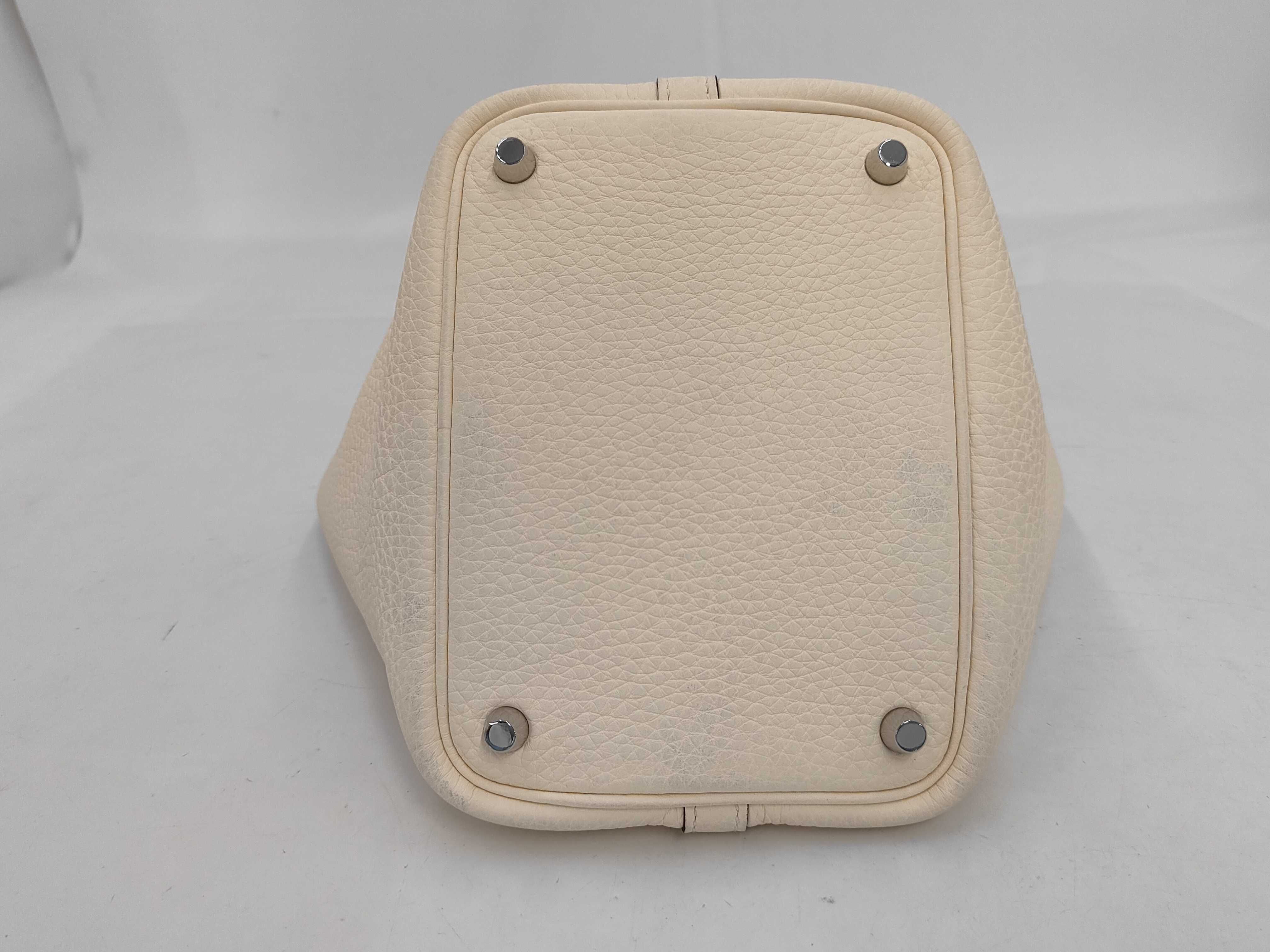 Picotin Lock 18 PM Taurillon Clemence Leather, Nata Leather, Silver Hardware, Z: 2021 Handbag — view 6