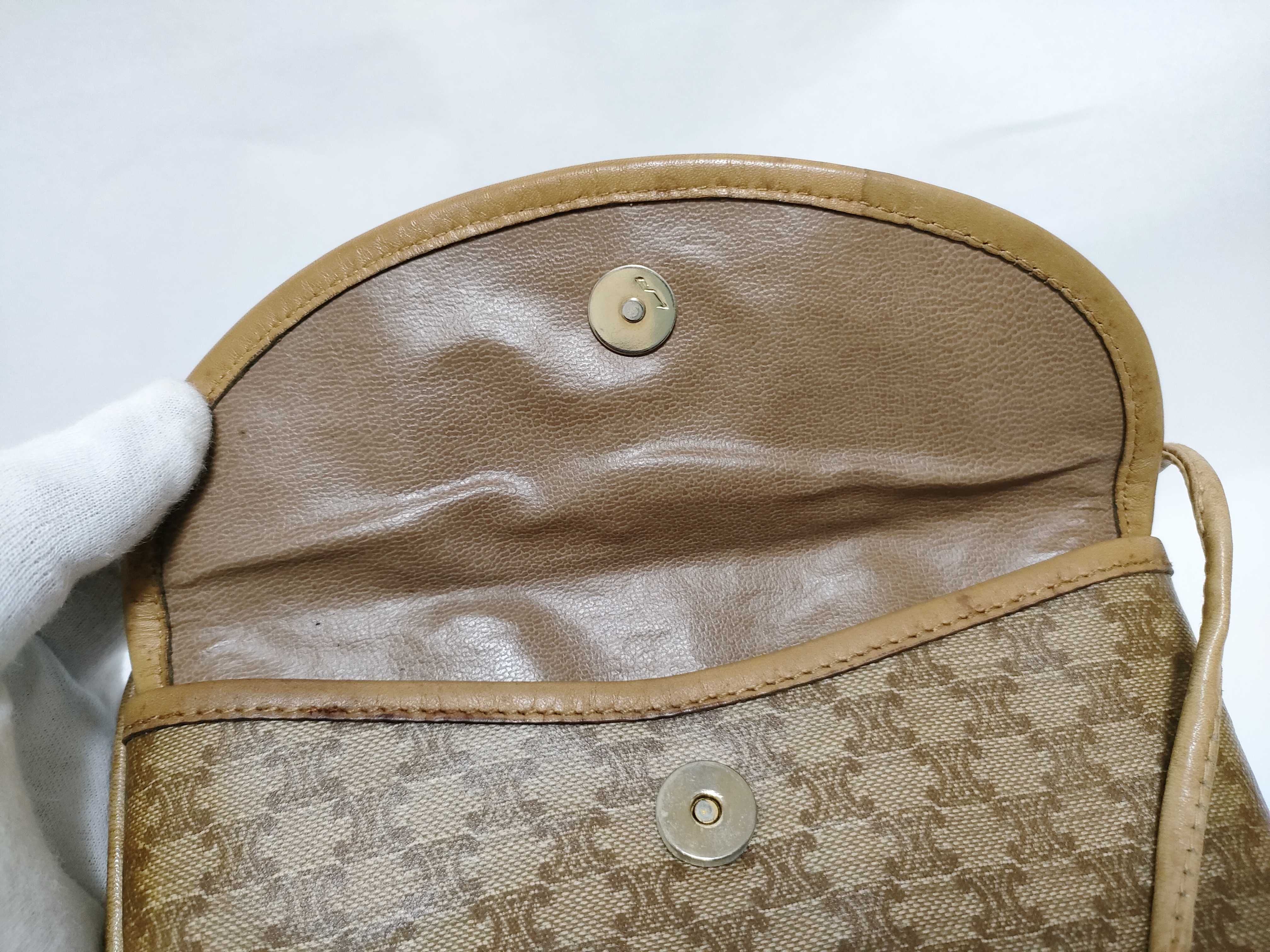 Triomphe Shoulder Bag — view 13
