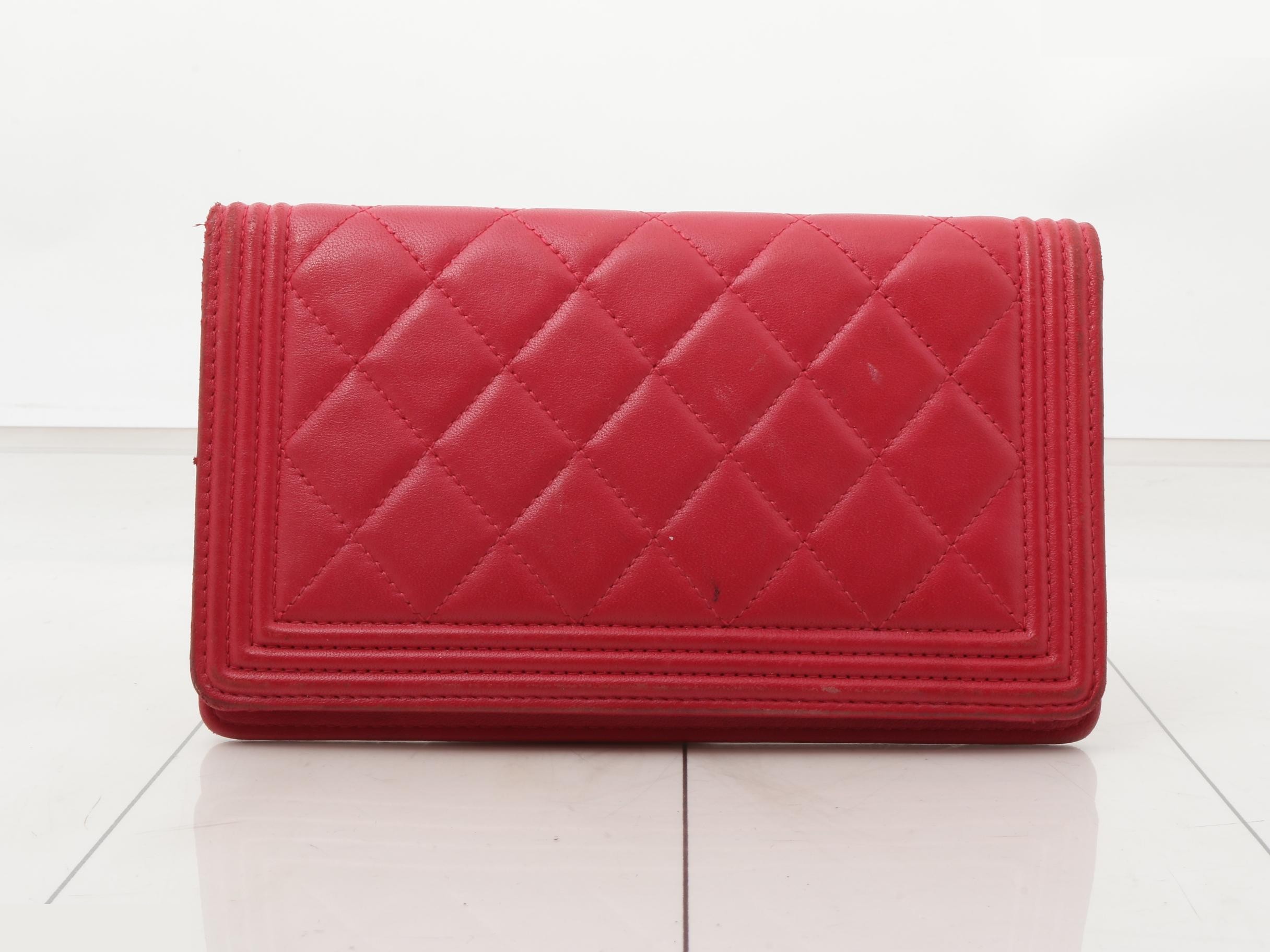 wallet — view 2